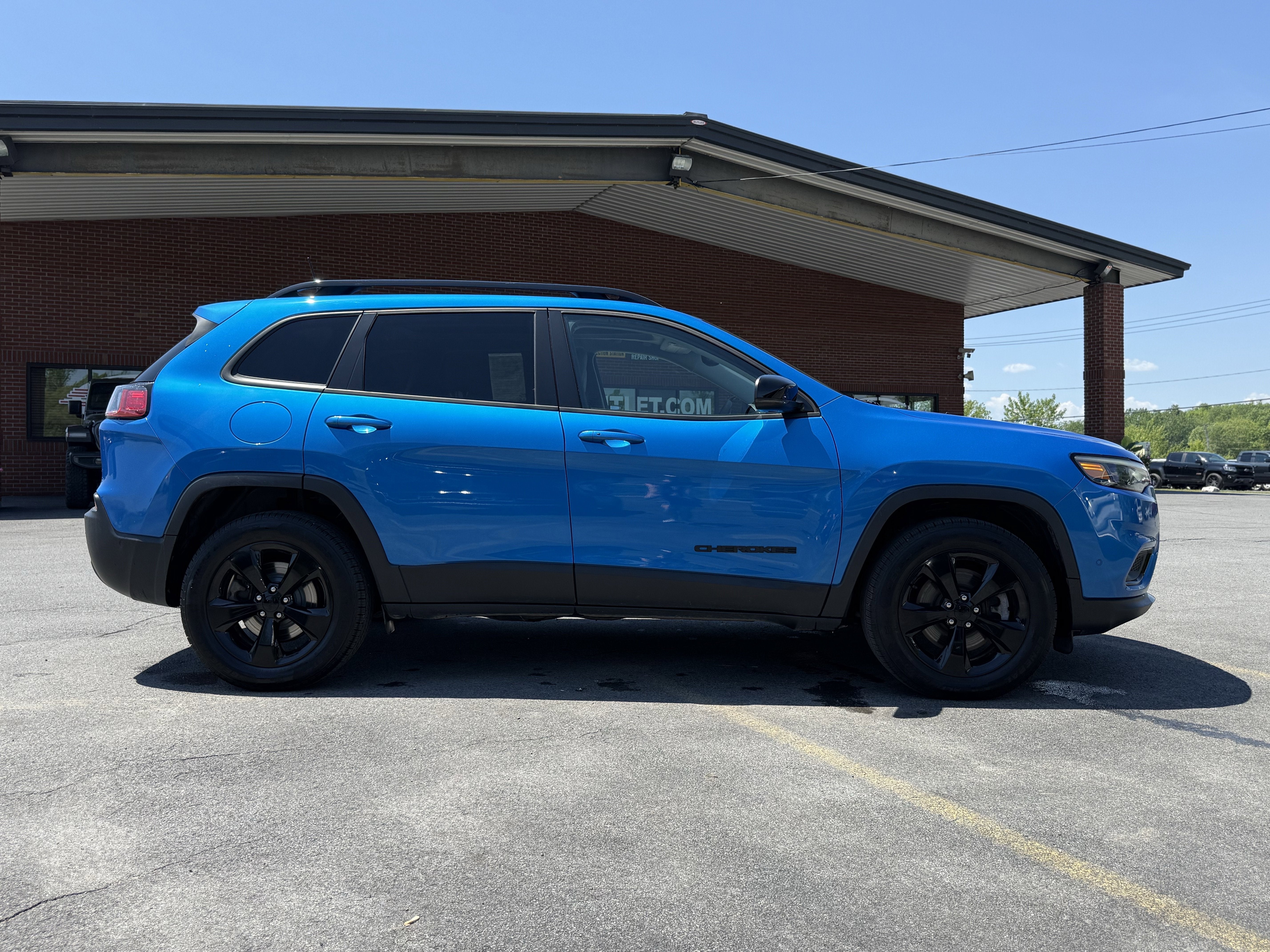 2023 Jeep Cherokee Altitude