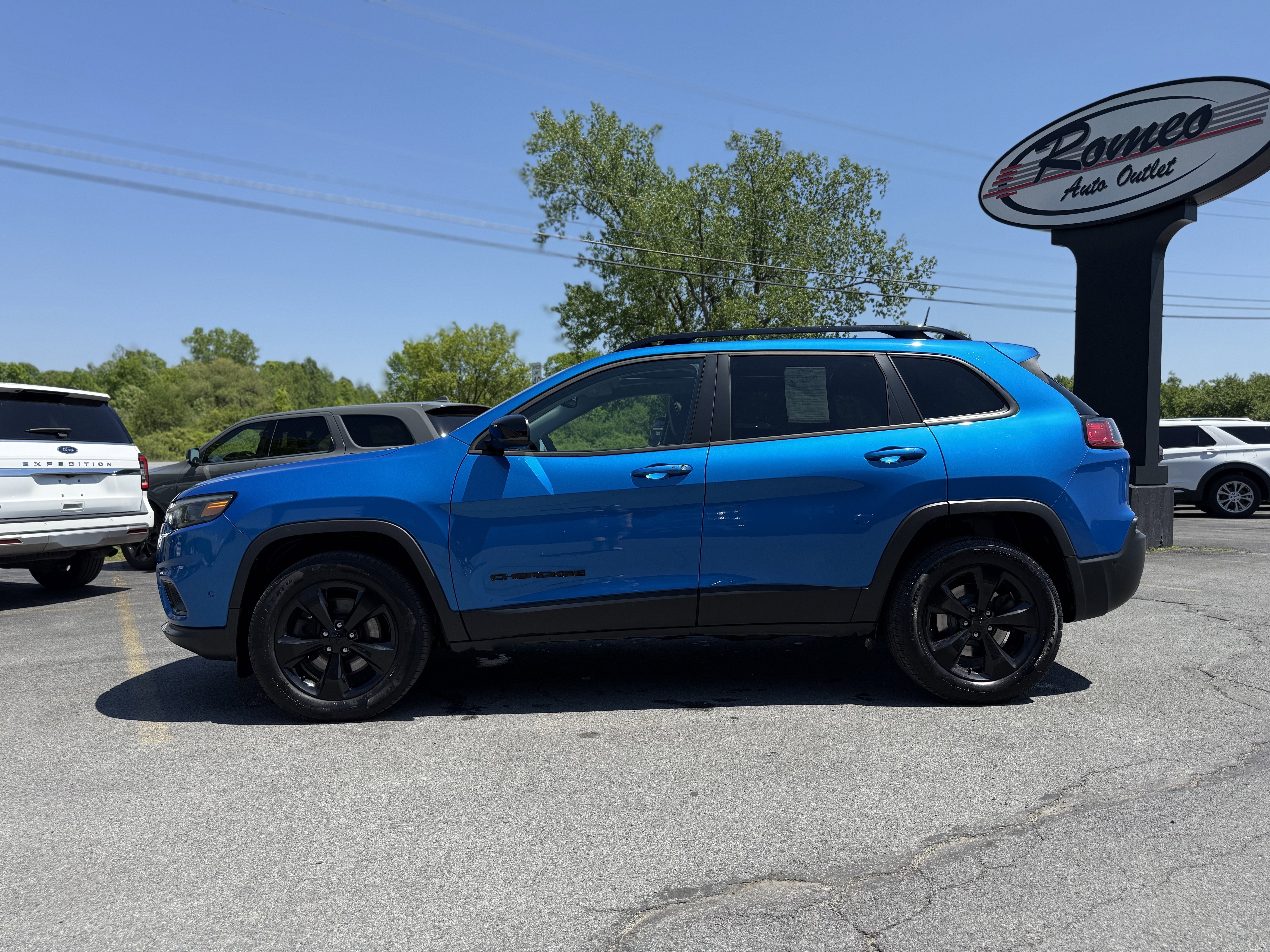 2023 Jeep Cherokee Altitude