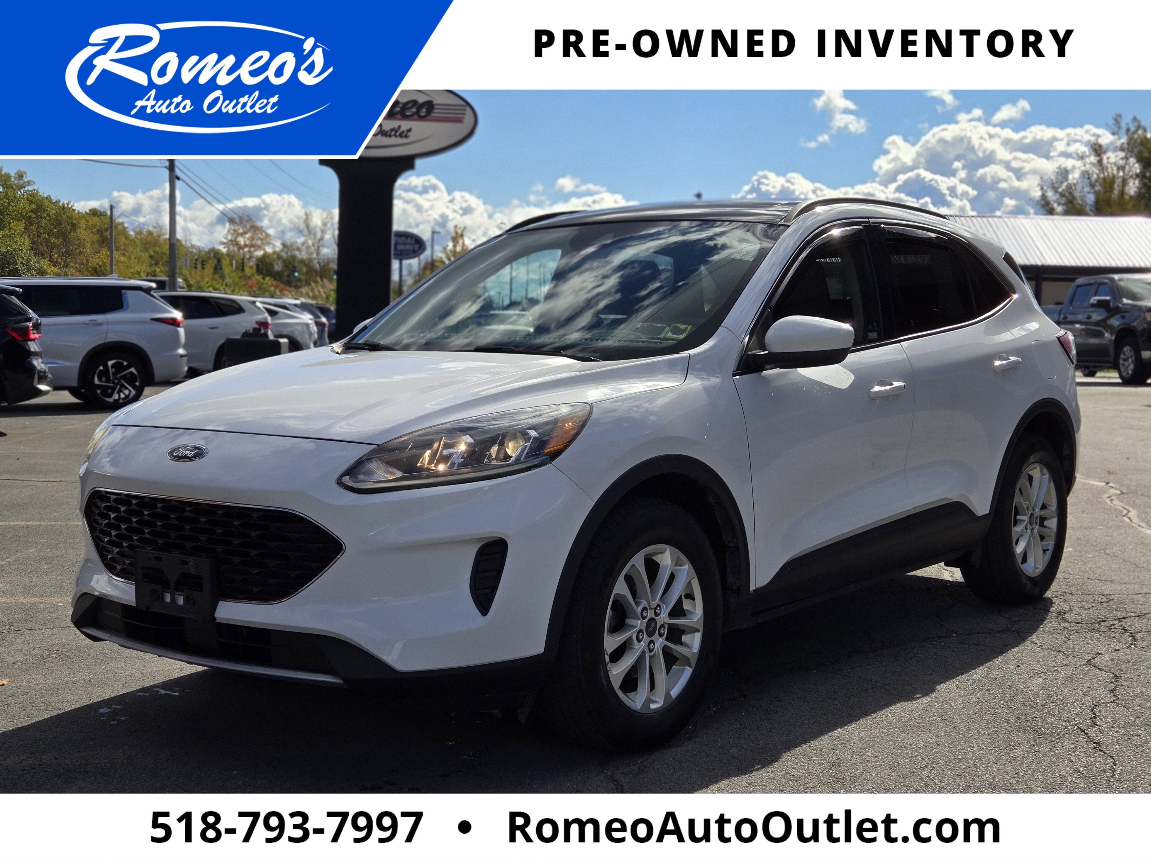 2020 Ford Escape SE