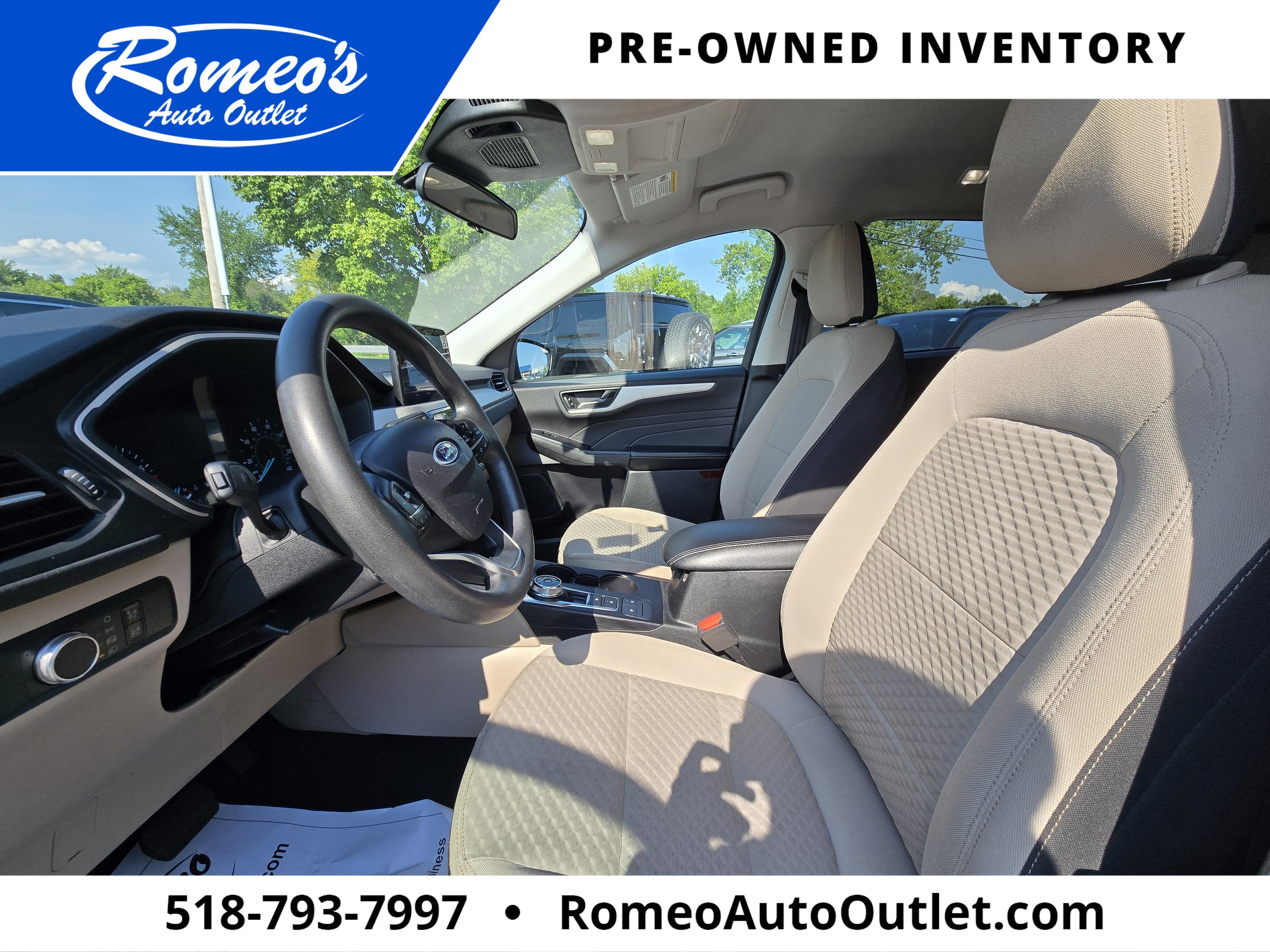 2022 Ford Escape SE