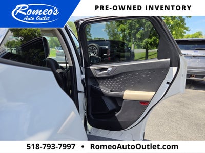 2020 Ford Escape SEL