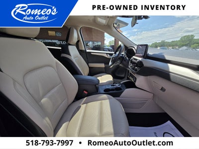 2020 Ford Escape SEL