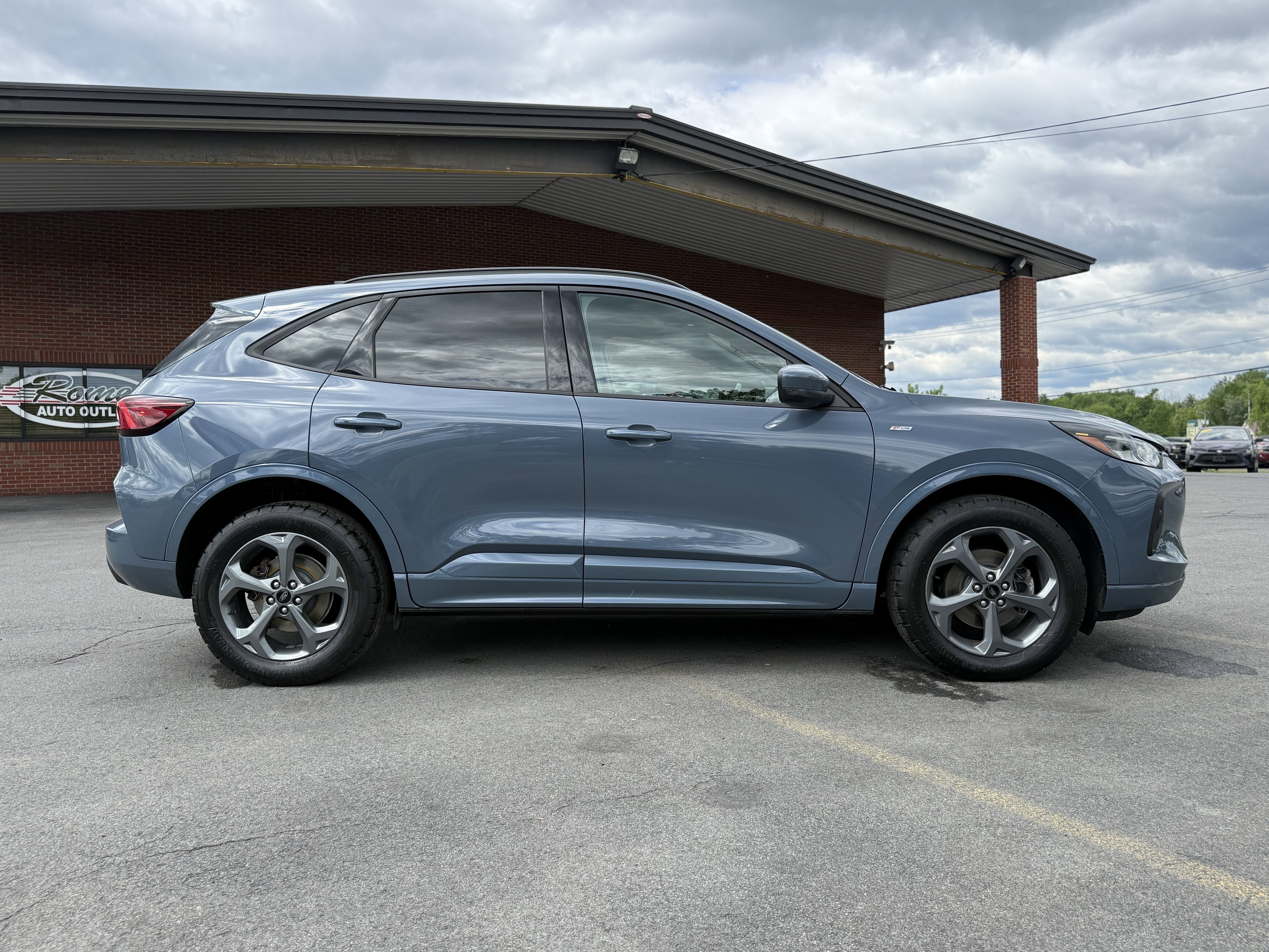 2023 Ford Escape ST-Line Select