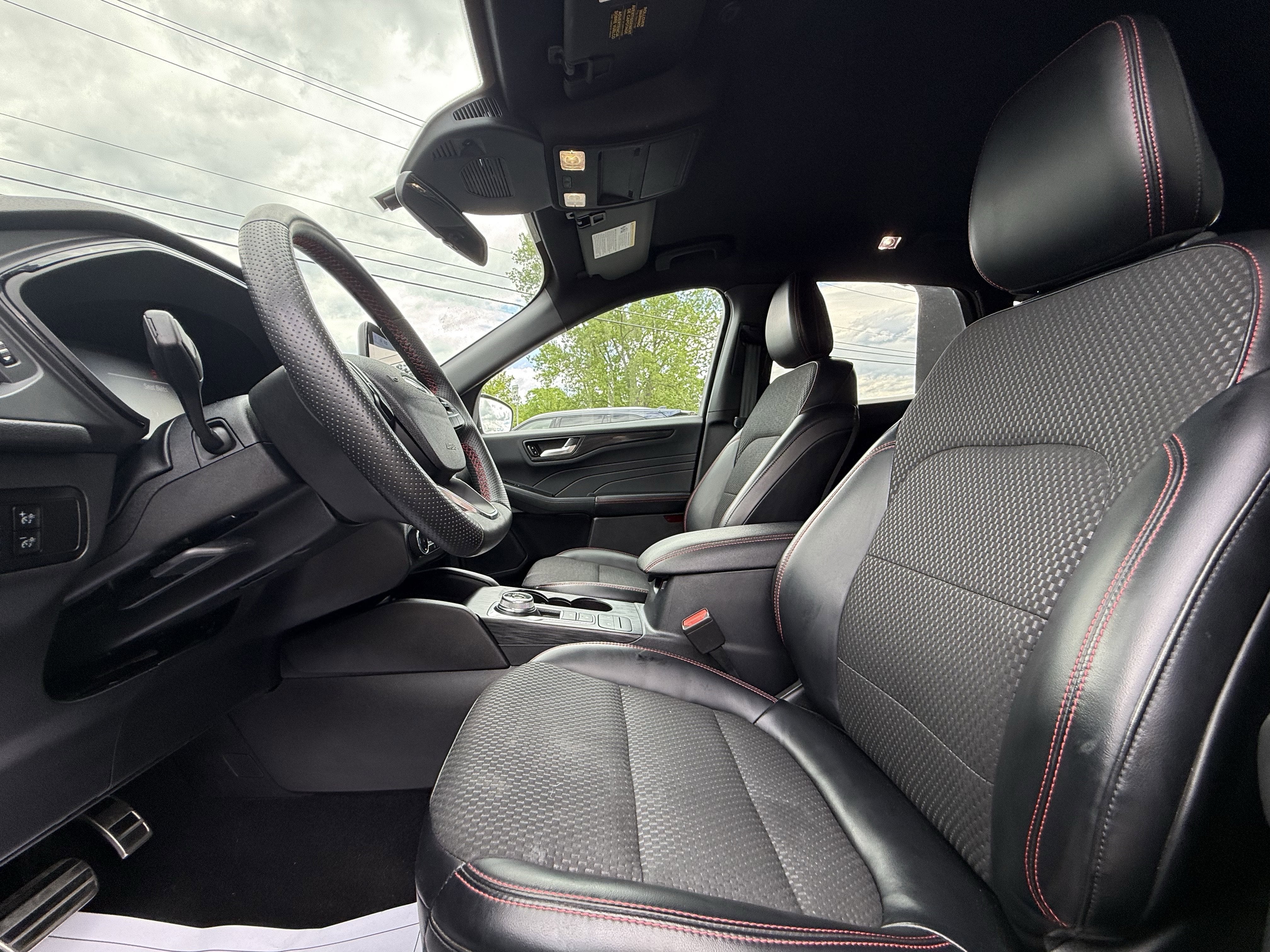 2023 Ford Escape ST-Line Select
