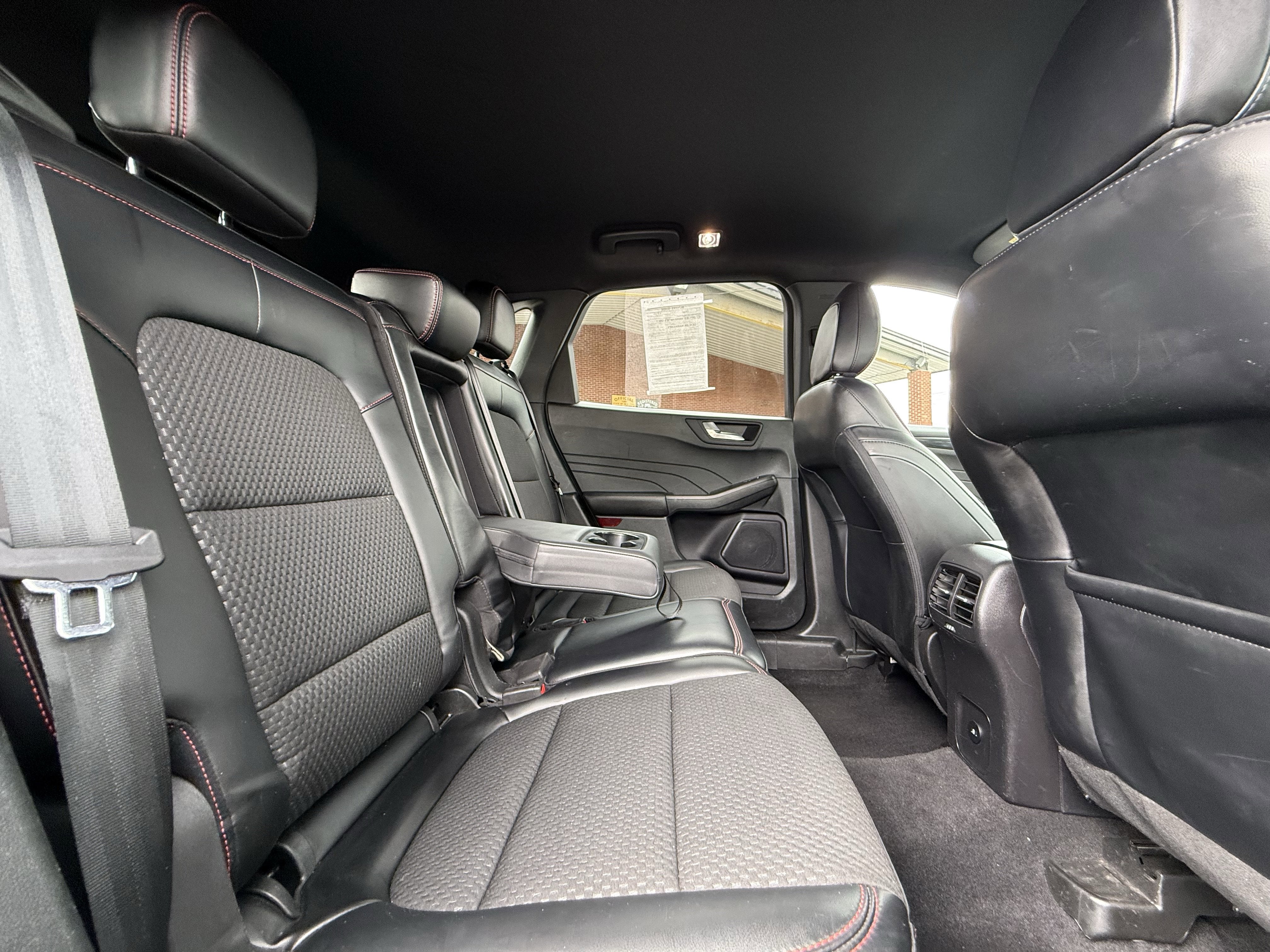 2023 Ford Escape ST-Line Select