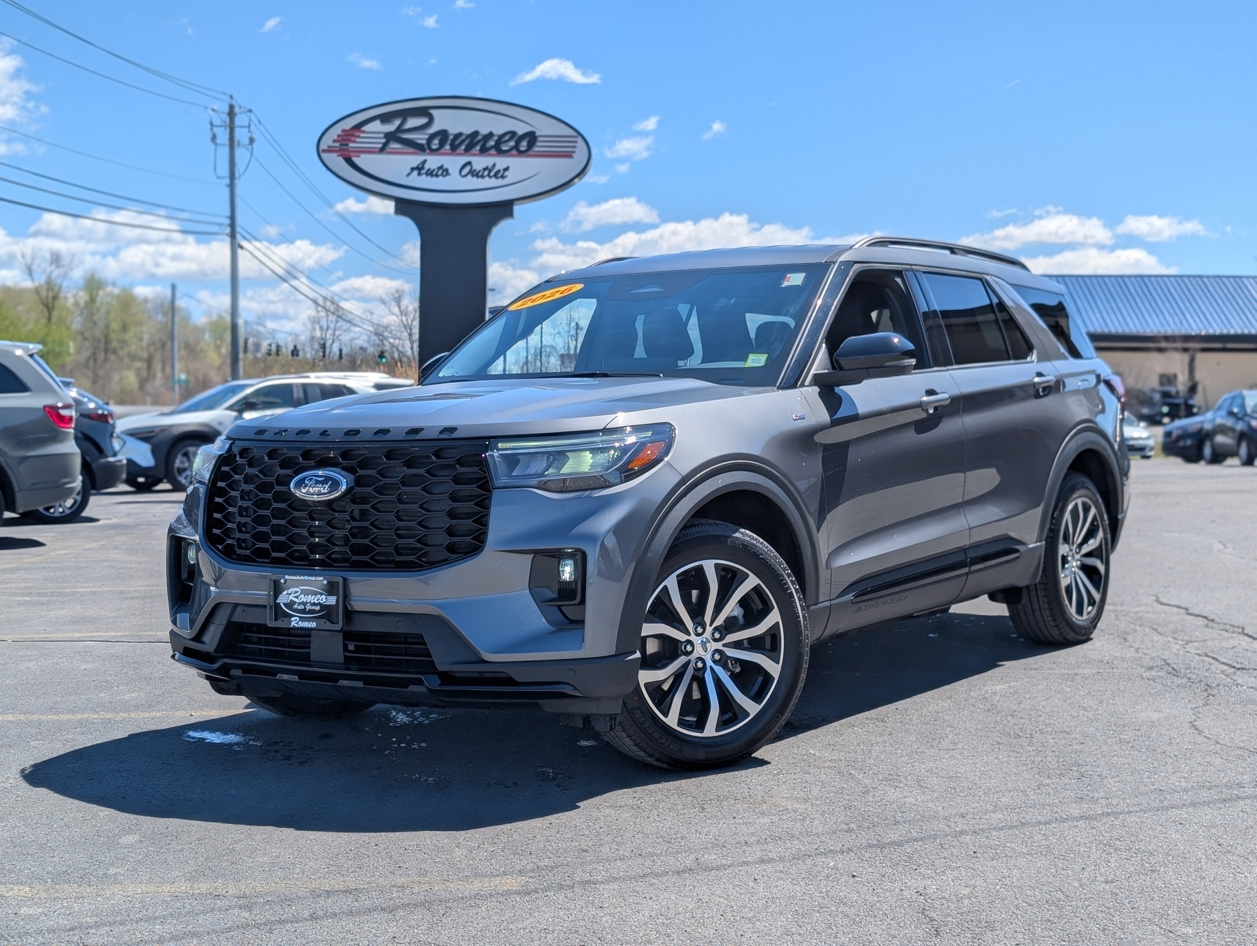 2026 Ford Explorer ST-Line
