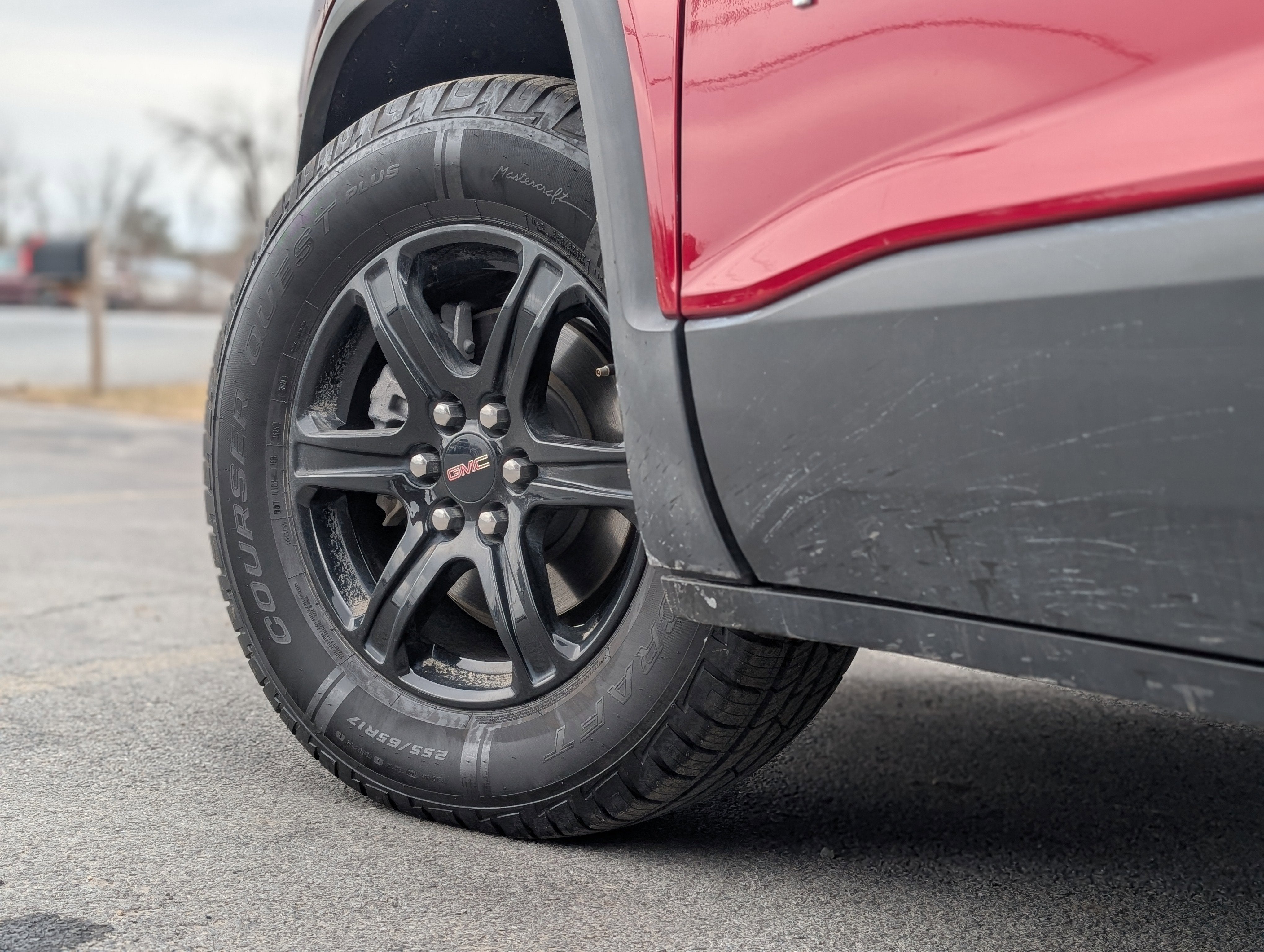 2023 GMC Acadia AT4