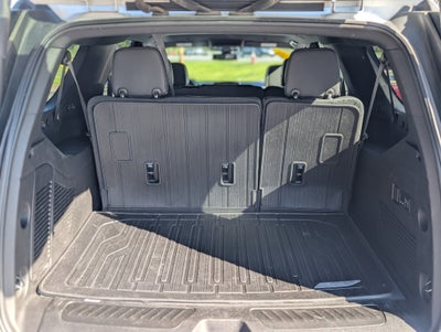 2022 GMC Yukon XL SLT