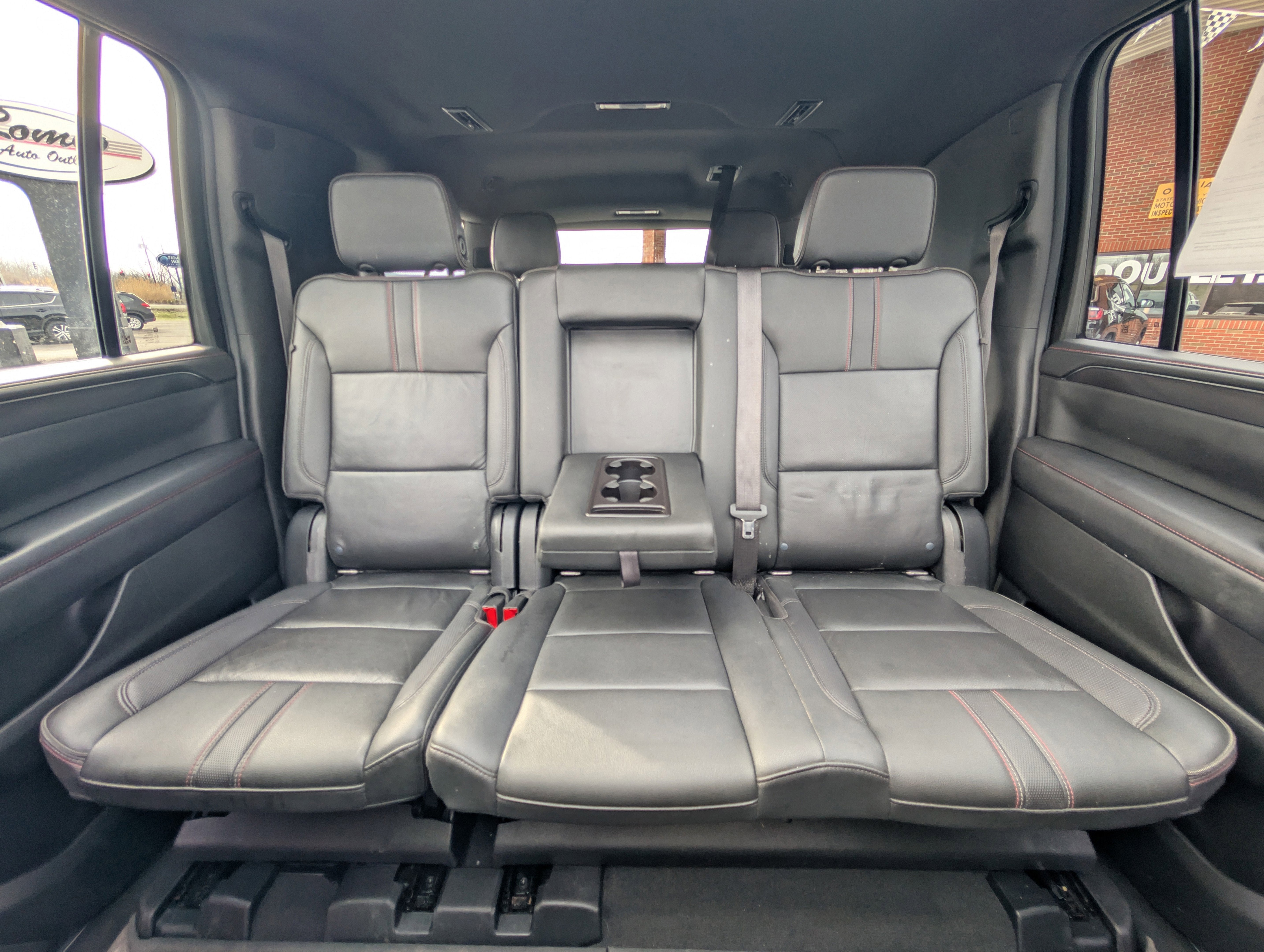 2022 Chevrolet Suburban RST