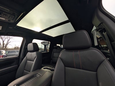 2022 Chevrolet Suburban RST
