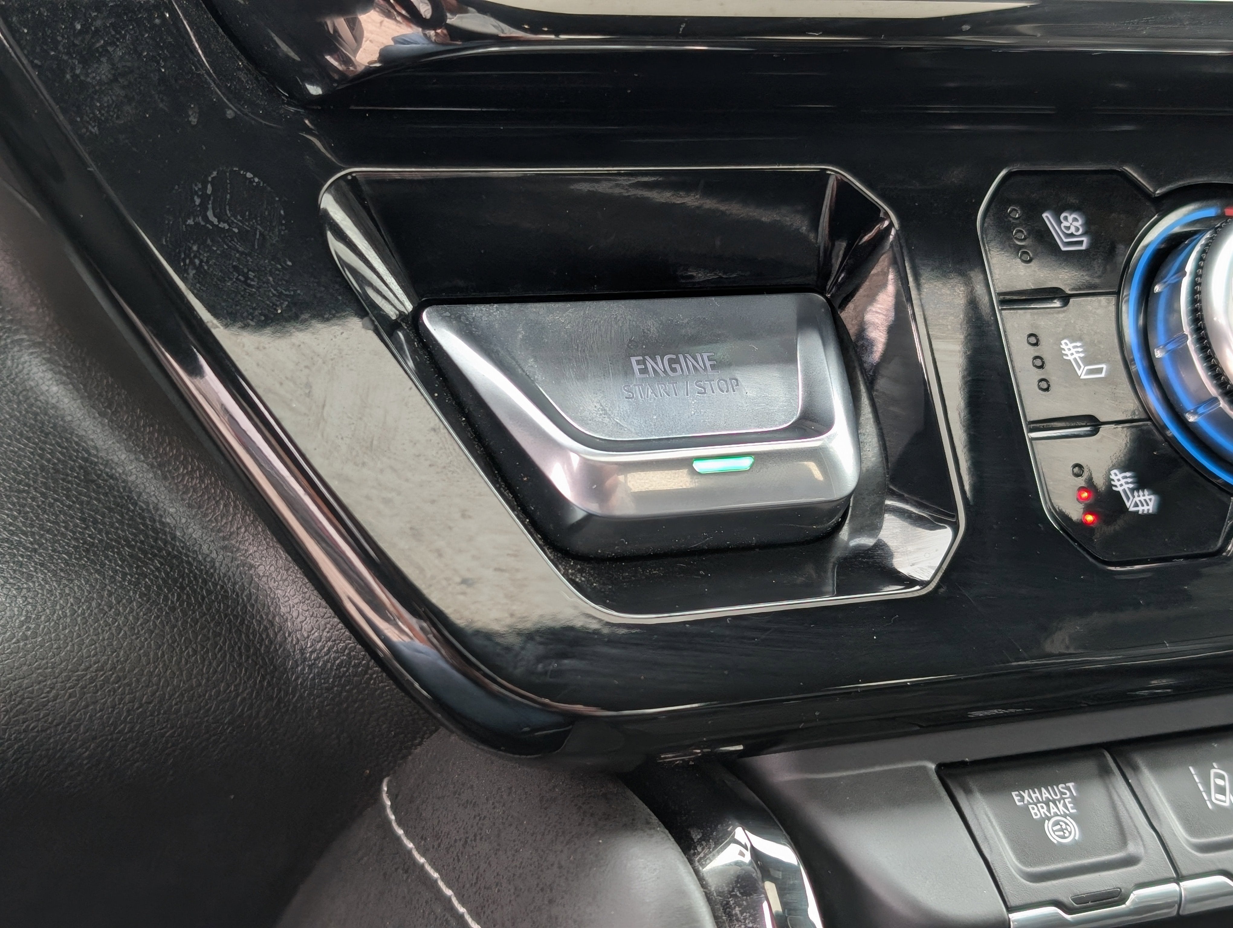 2024 GMC Sierra 2500HD AT4X