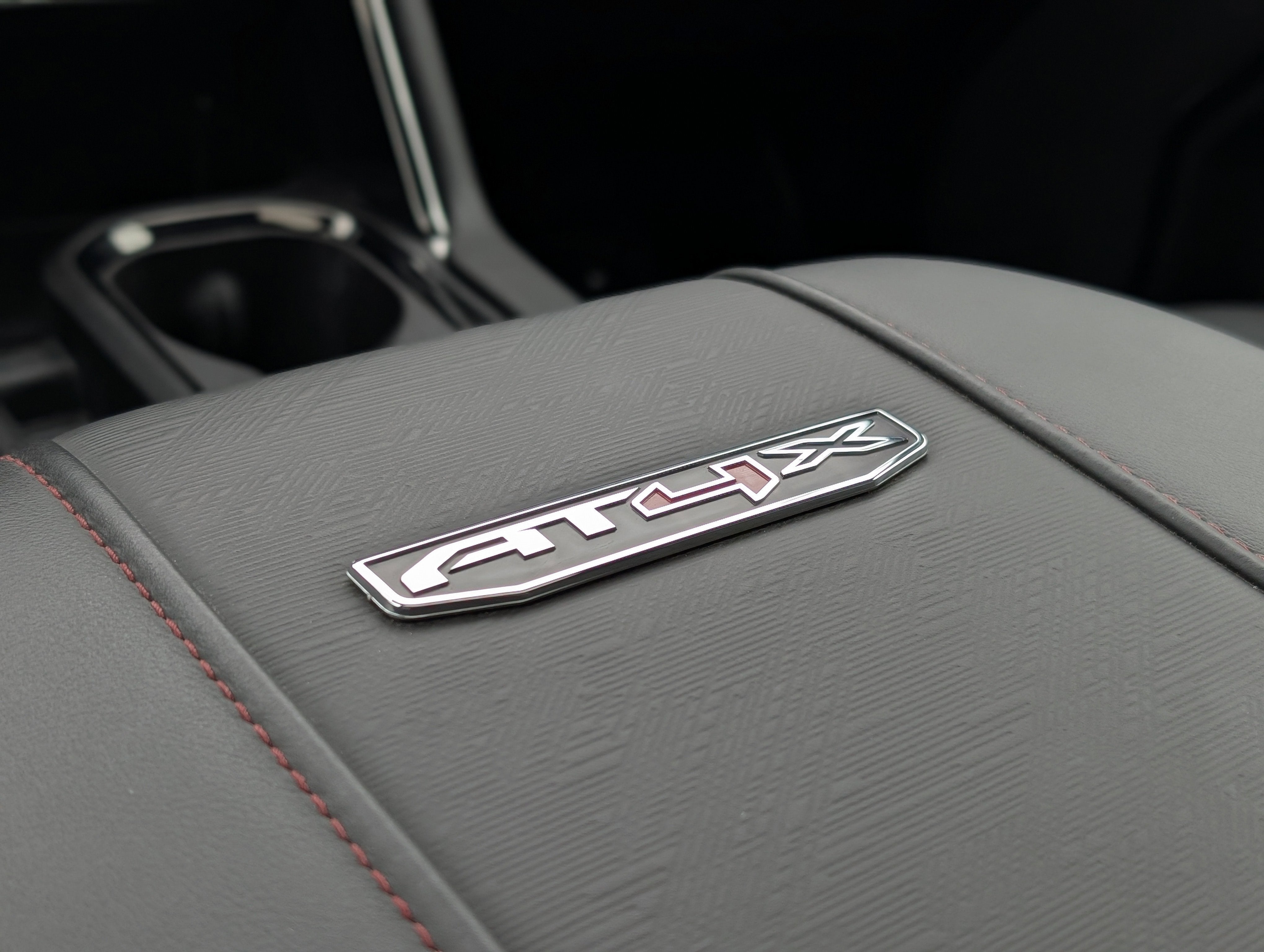 2024 GMC Sierra 2500HD AT4X