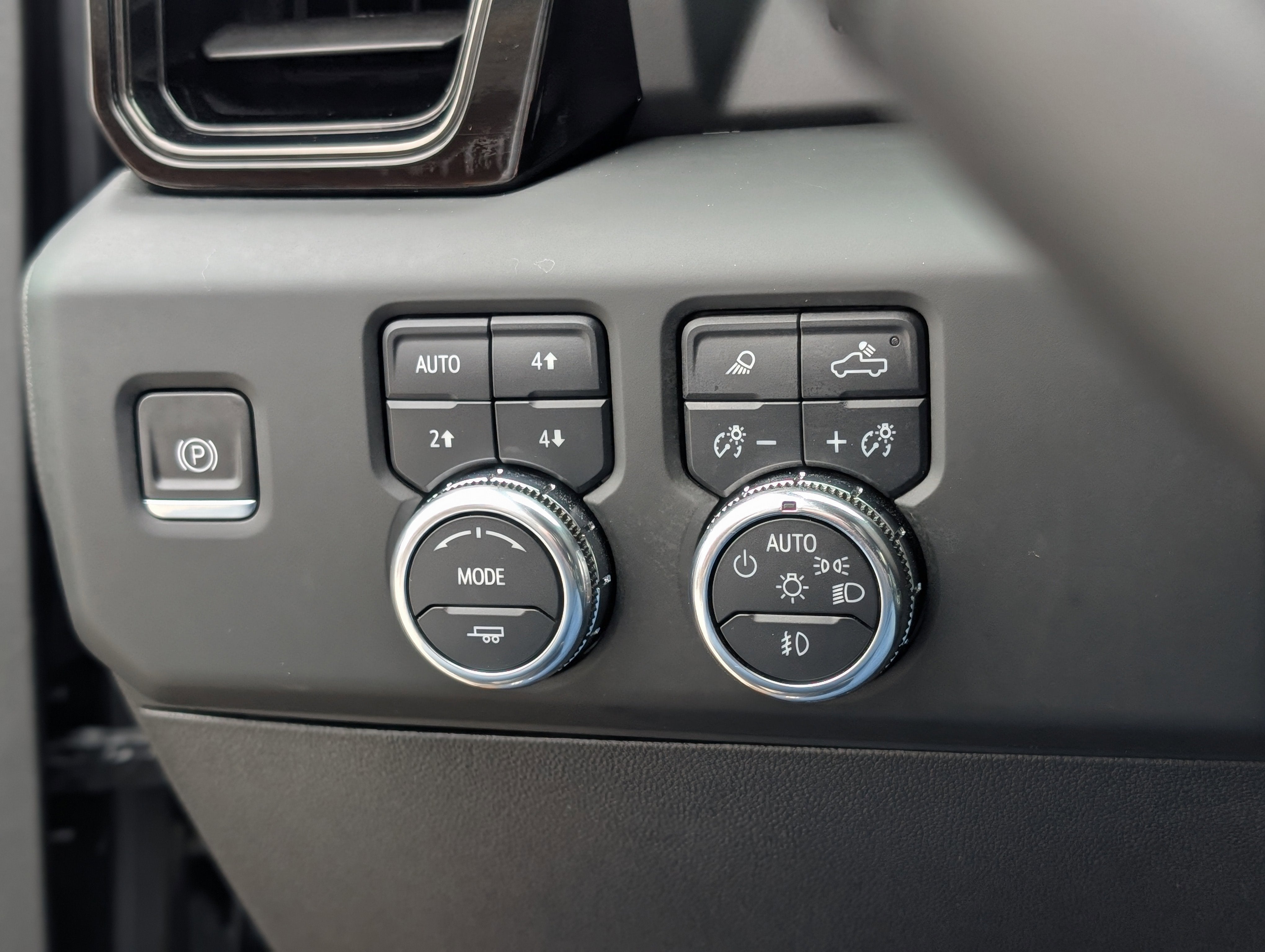 2024 GMC Sierra 2500HD AT4X