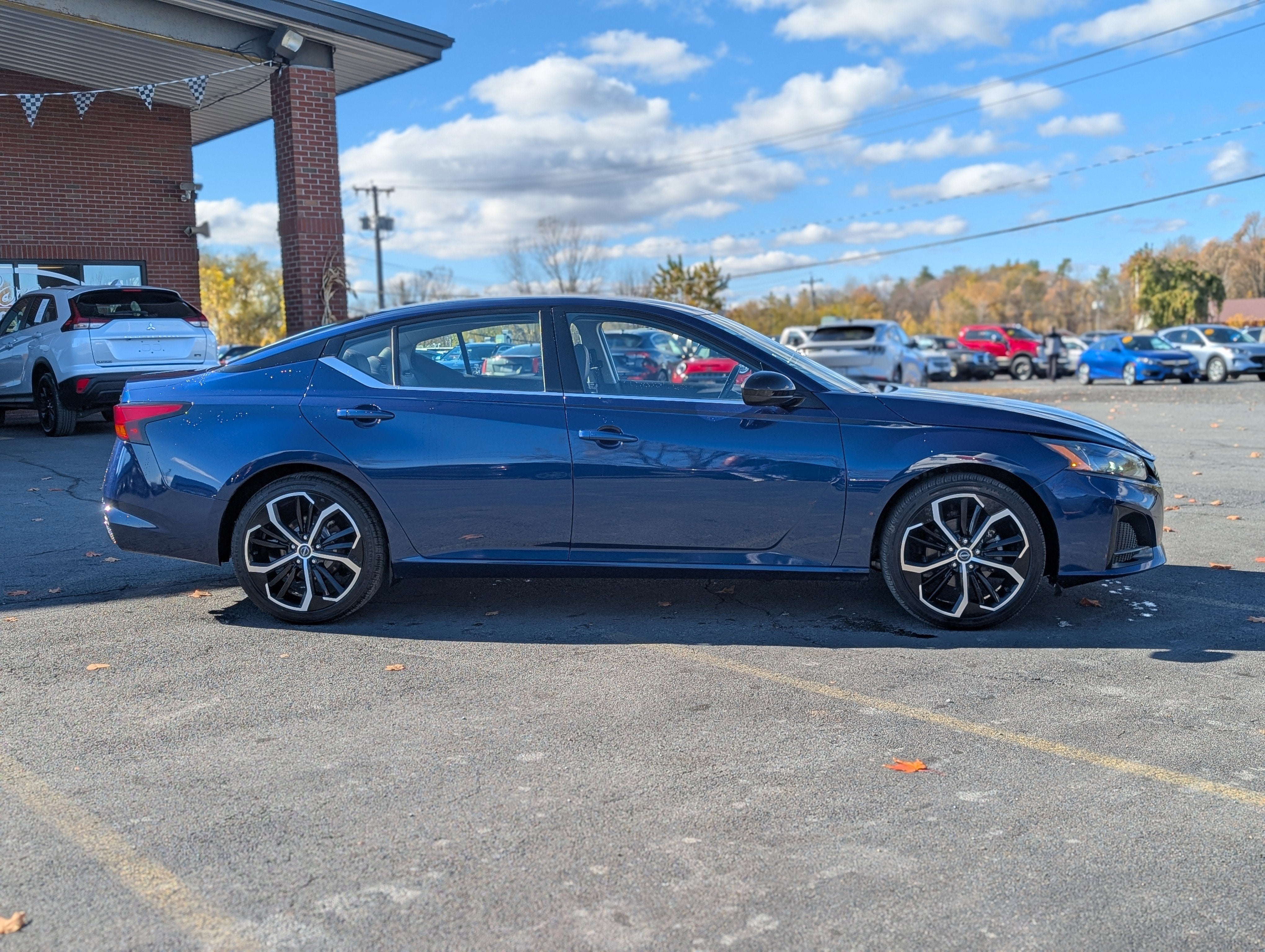 2023 Nissan Altima 2.5 SR