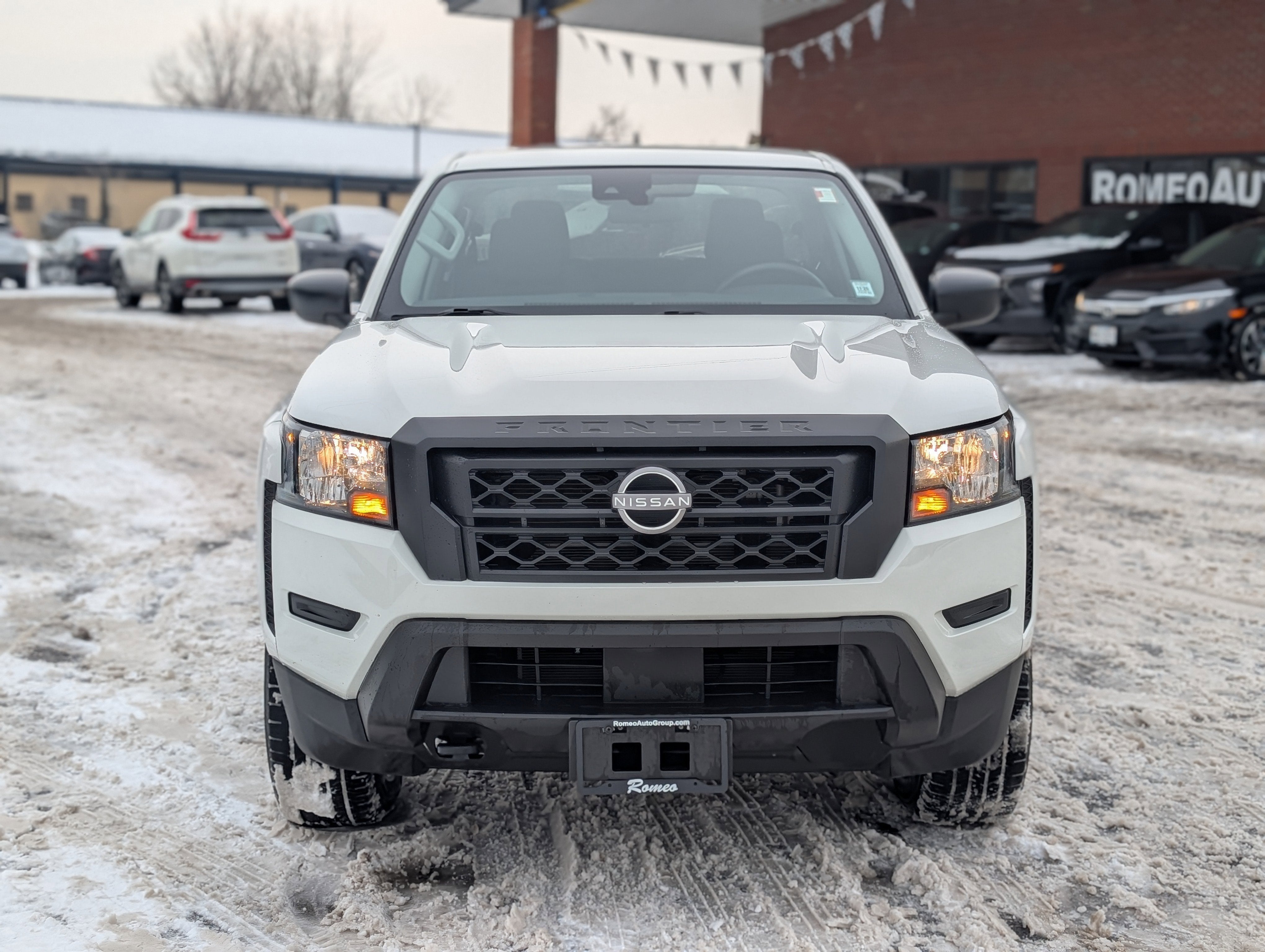 2023 Nissan Frontier S