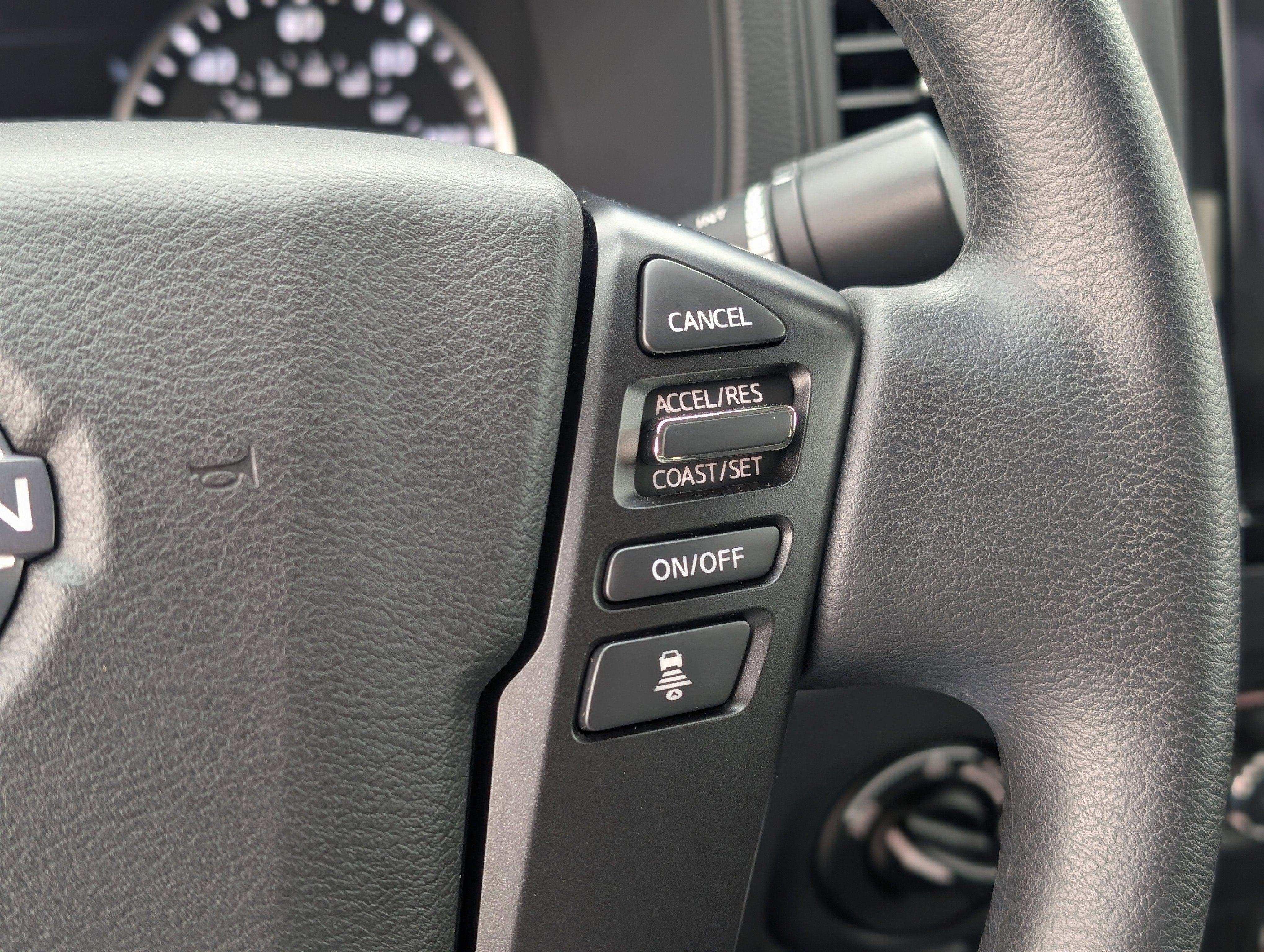 2023 Nissan Frontier S