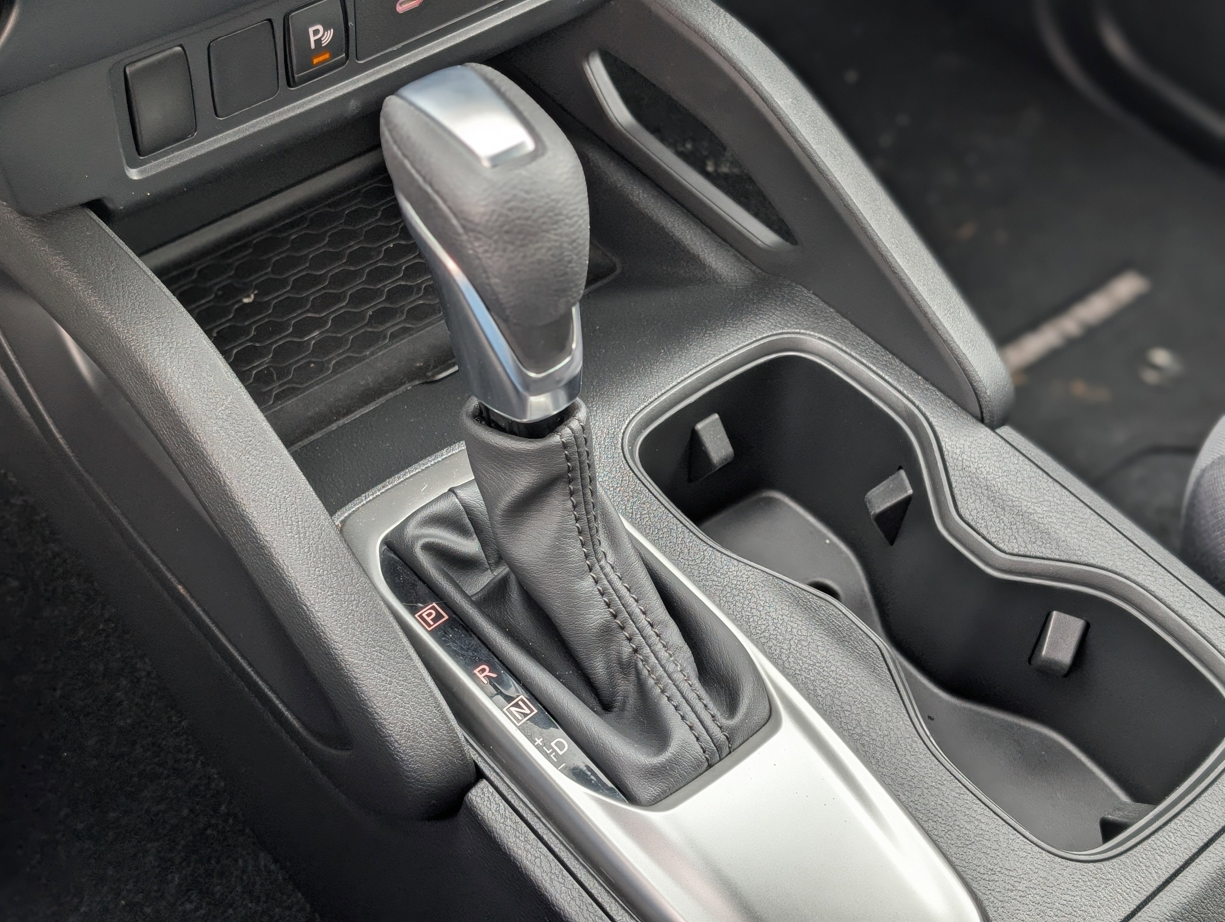 2023 Nissan Frontier S