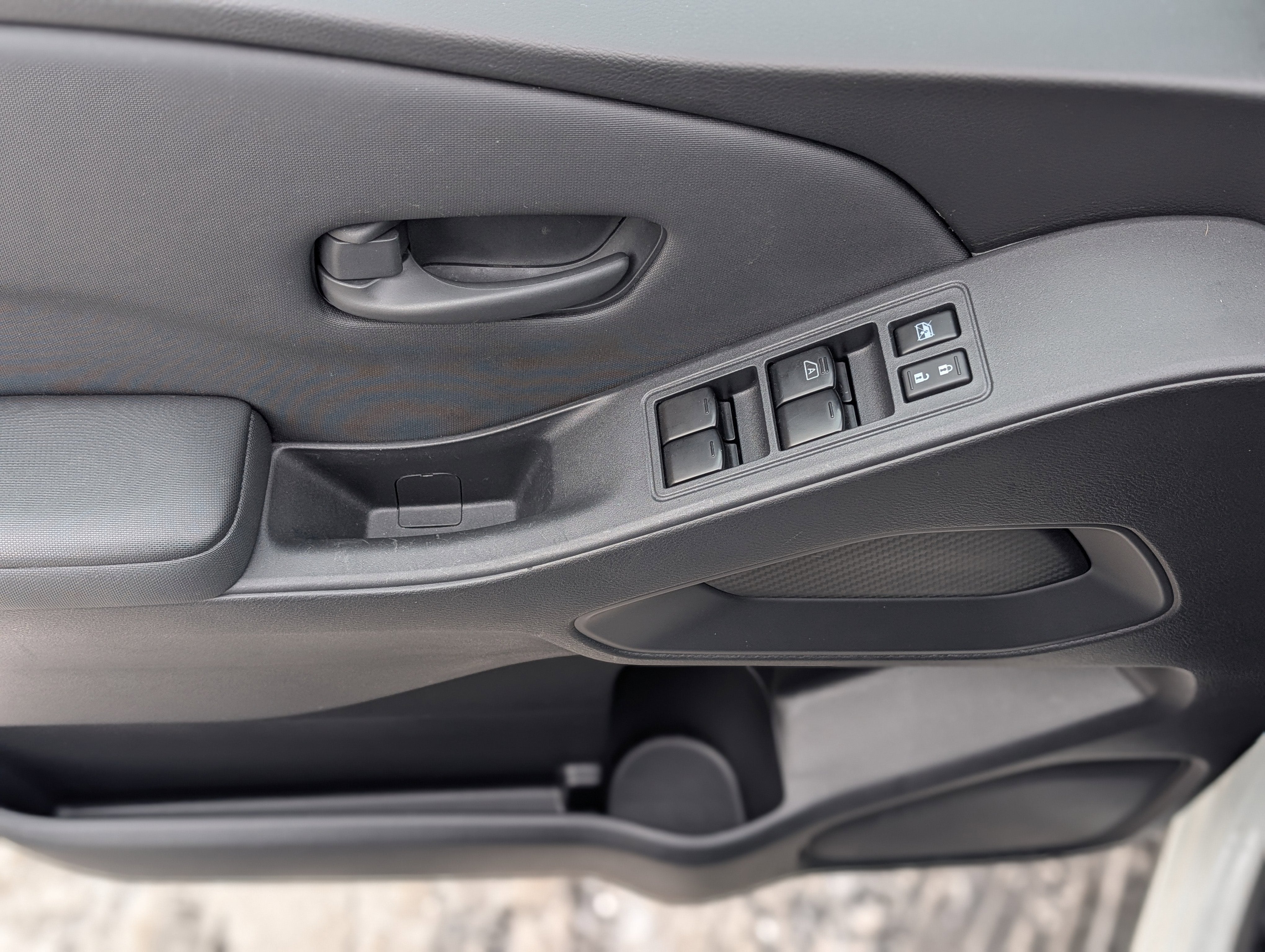 2023 Nissan Frontier S