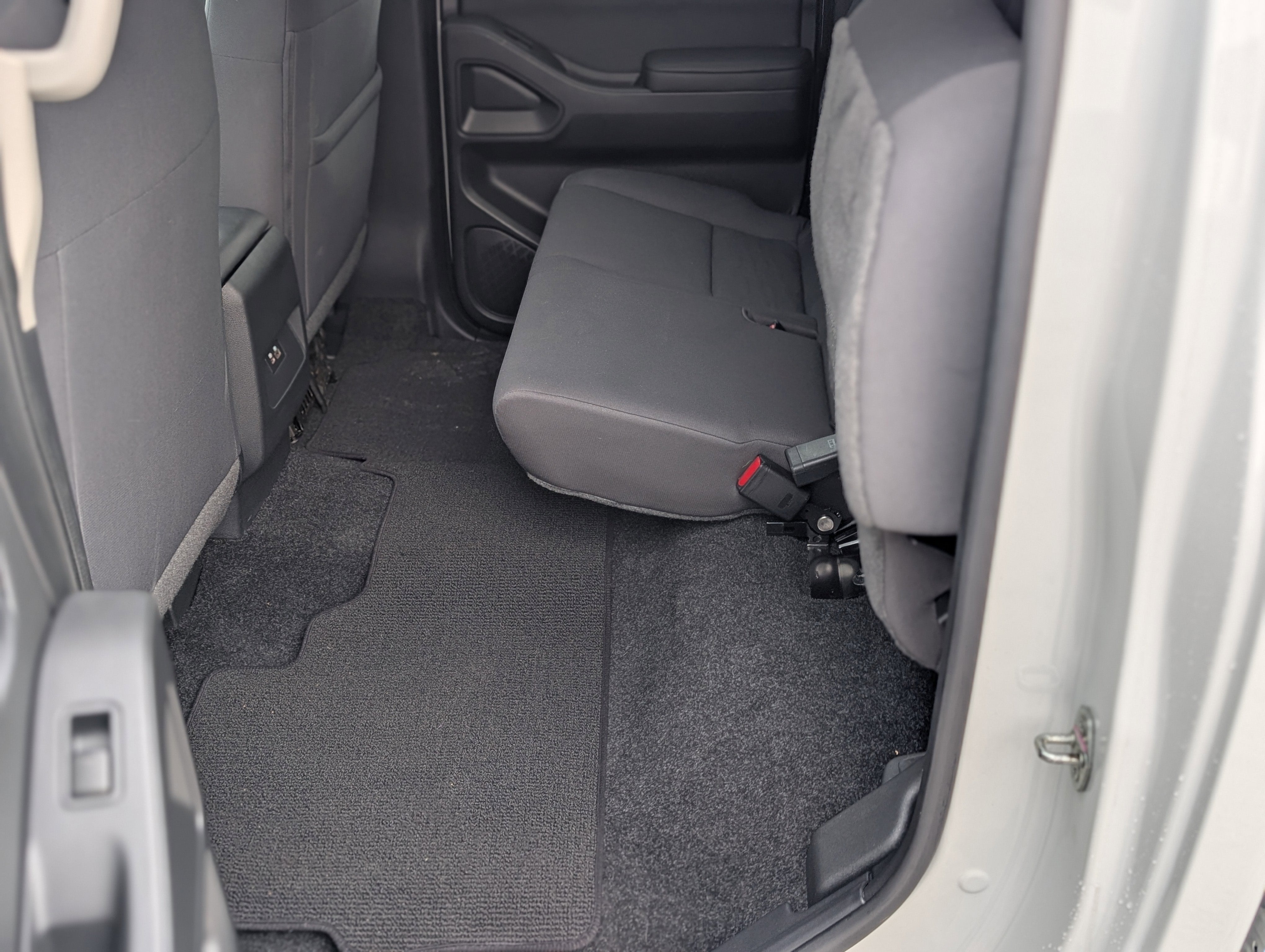 2023 Nissan Frontier S