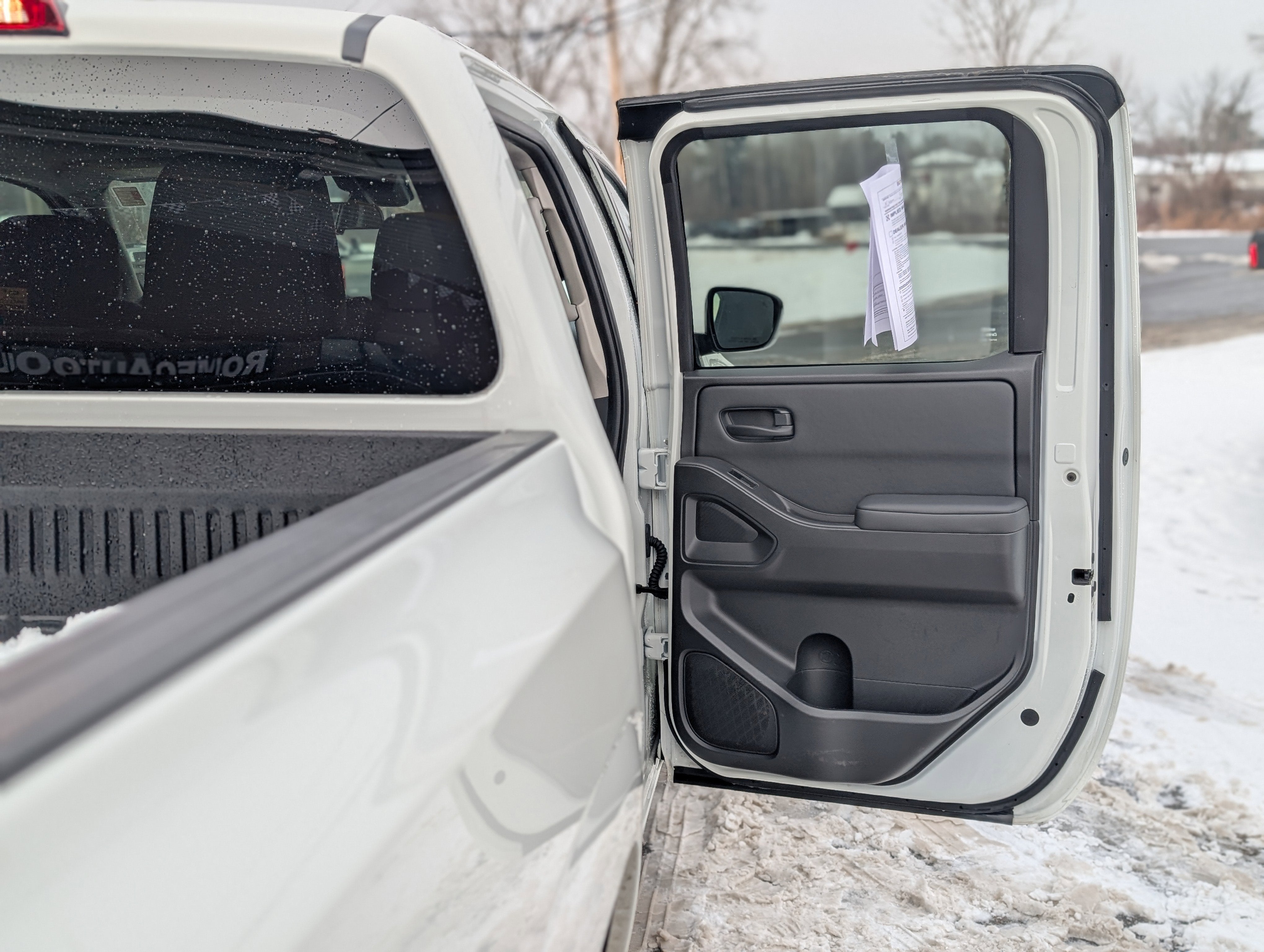 2023 Nissan Frontier S