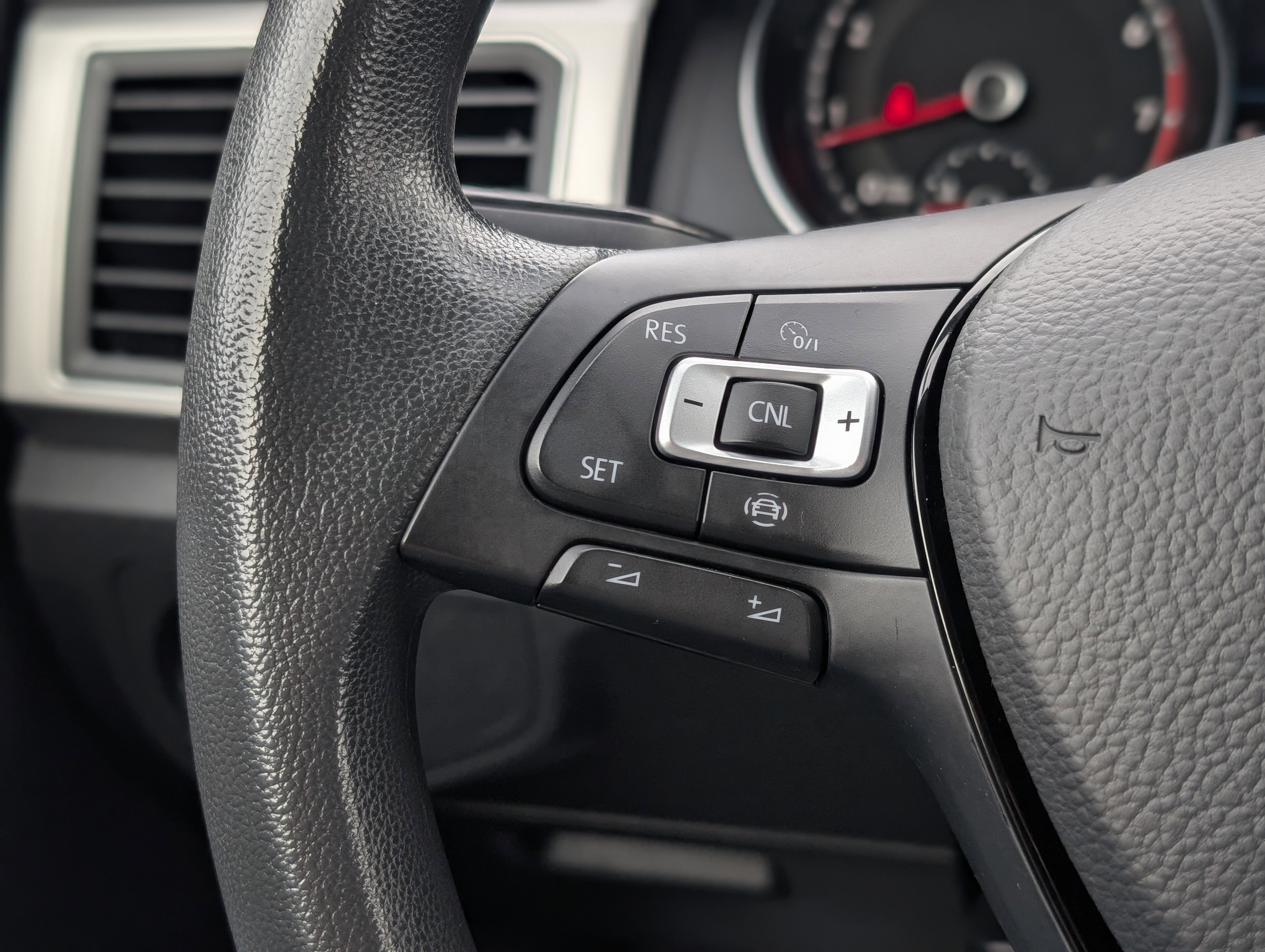 2019 Volkswagen Atlas S 4Motion