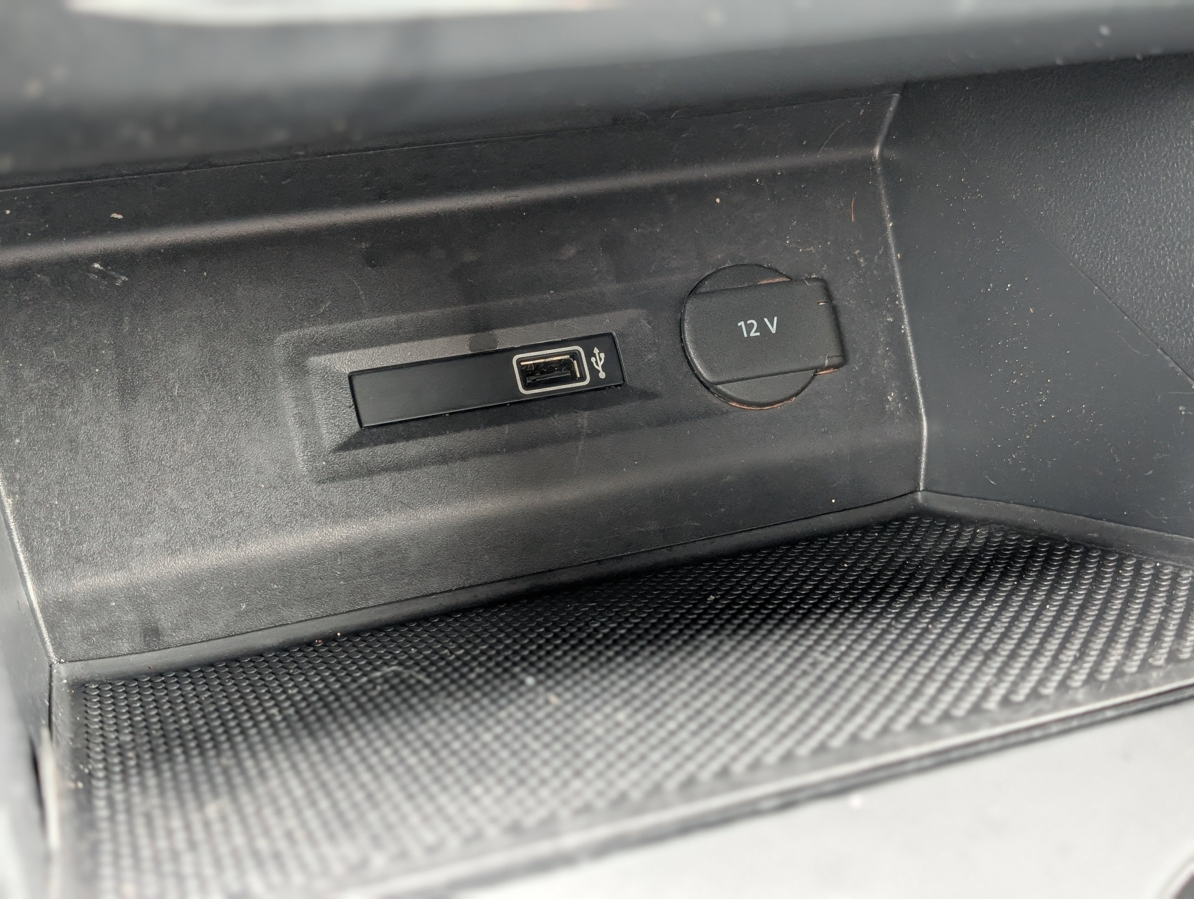 2019 Volkswagen Atlas S 4Motion