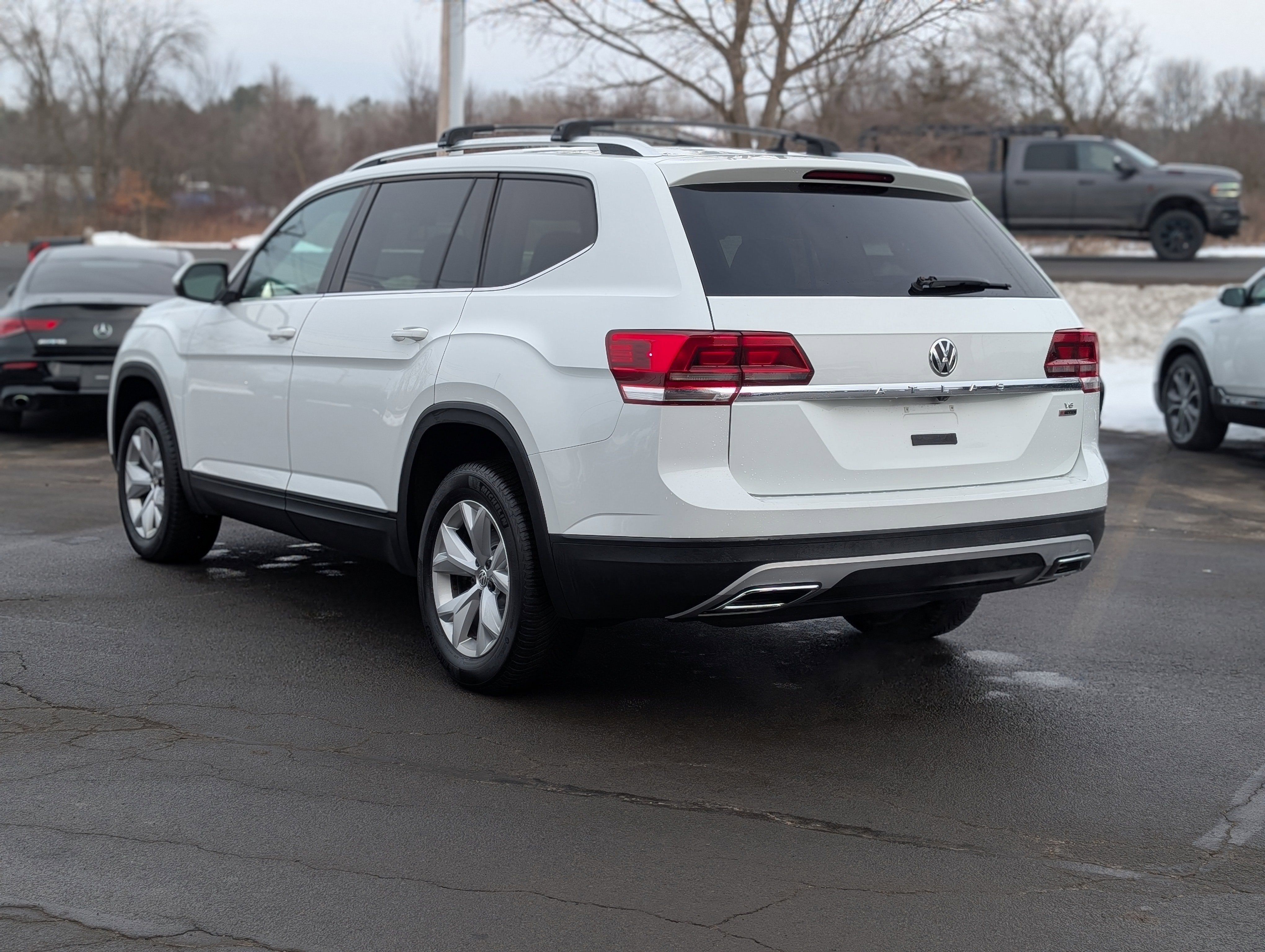 2019 Volkswagen Atlas S 4Motion