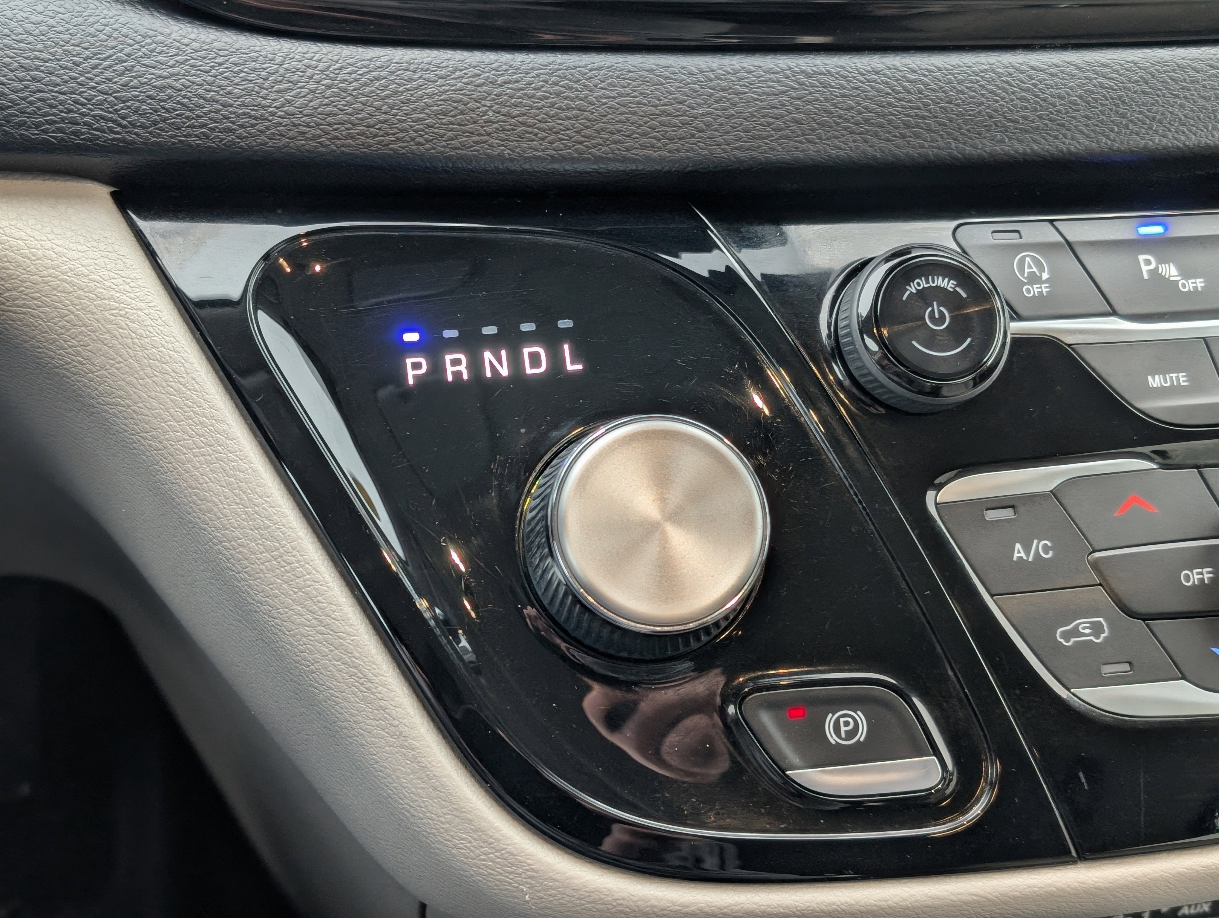 2021 Chrysler Pacifica Touring L Handicap Equipped