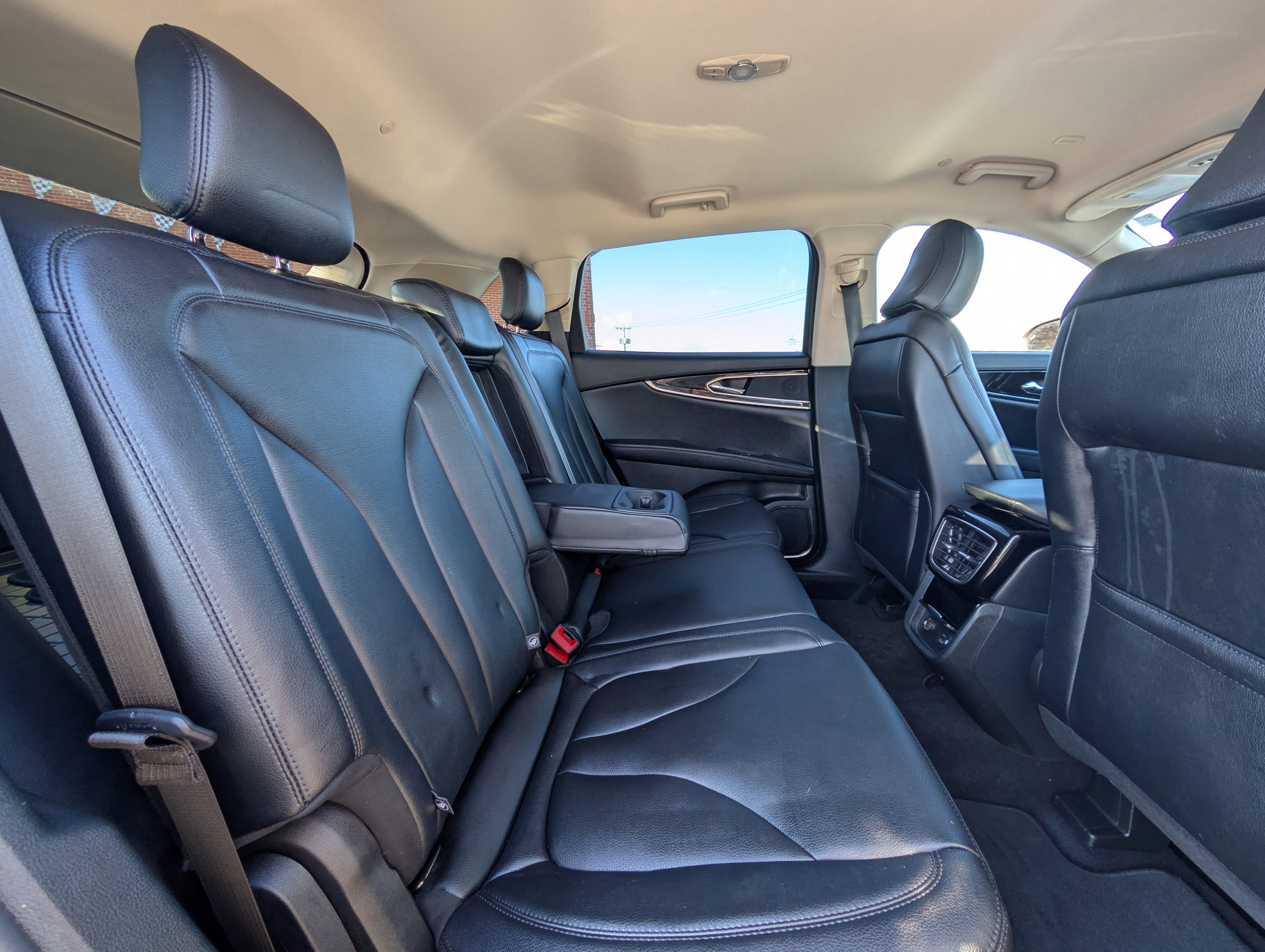 2022 Lincoln Nautilus Standard