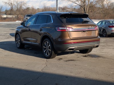 2022 Lincoln Nautilus Standard