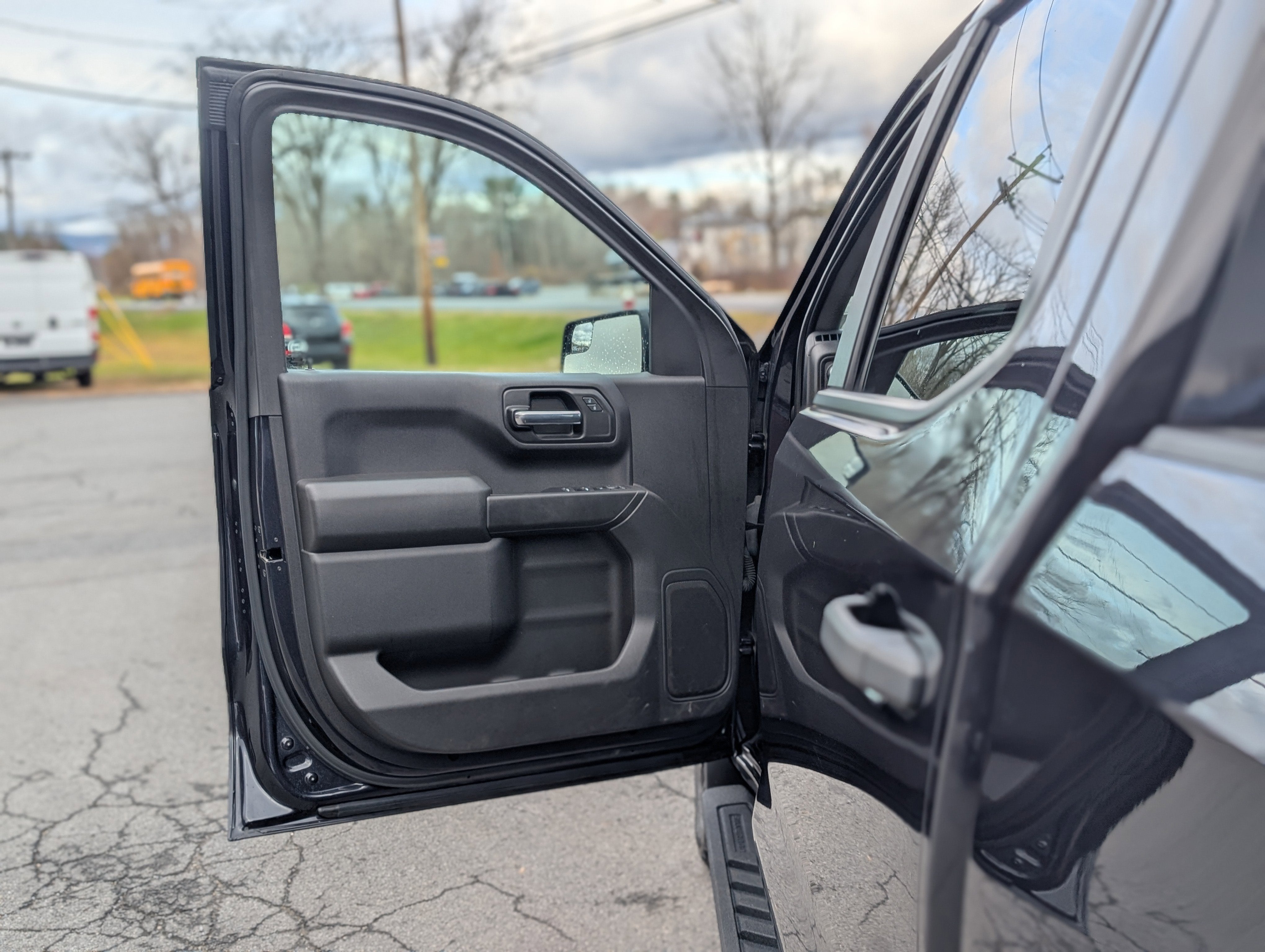 2023 Chevrolet Silverado 1500 Custom Trail Boss