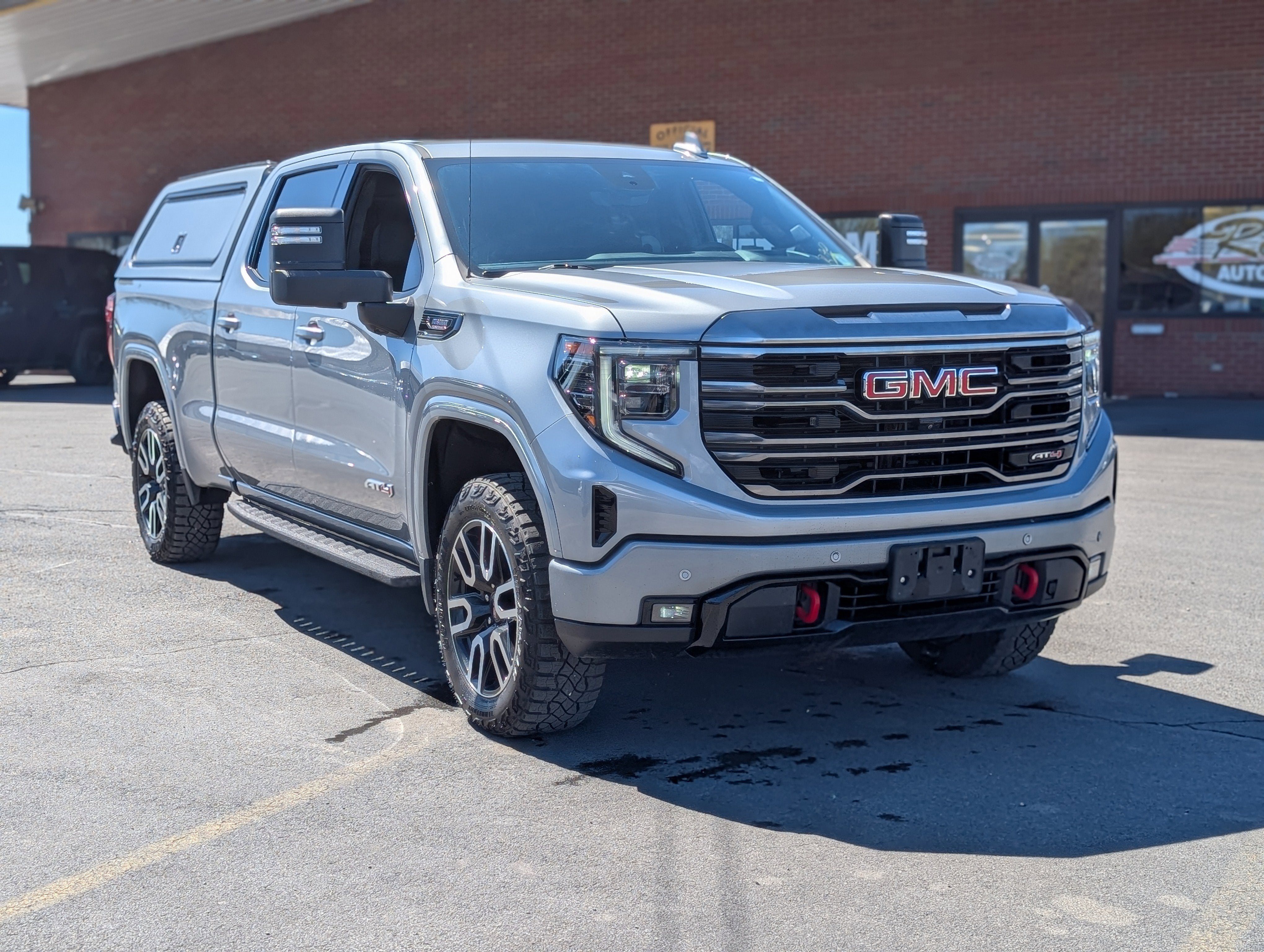 2023 GMC Sierra 1500 AT4