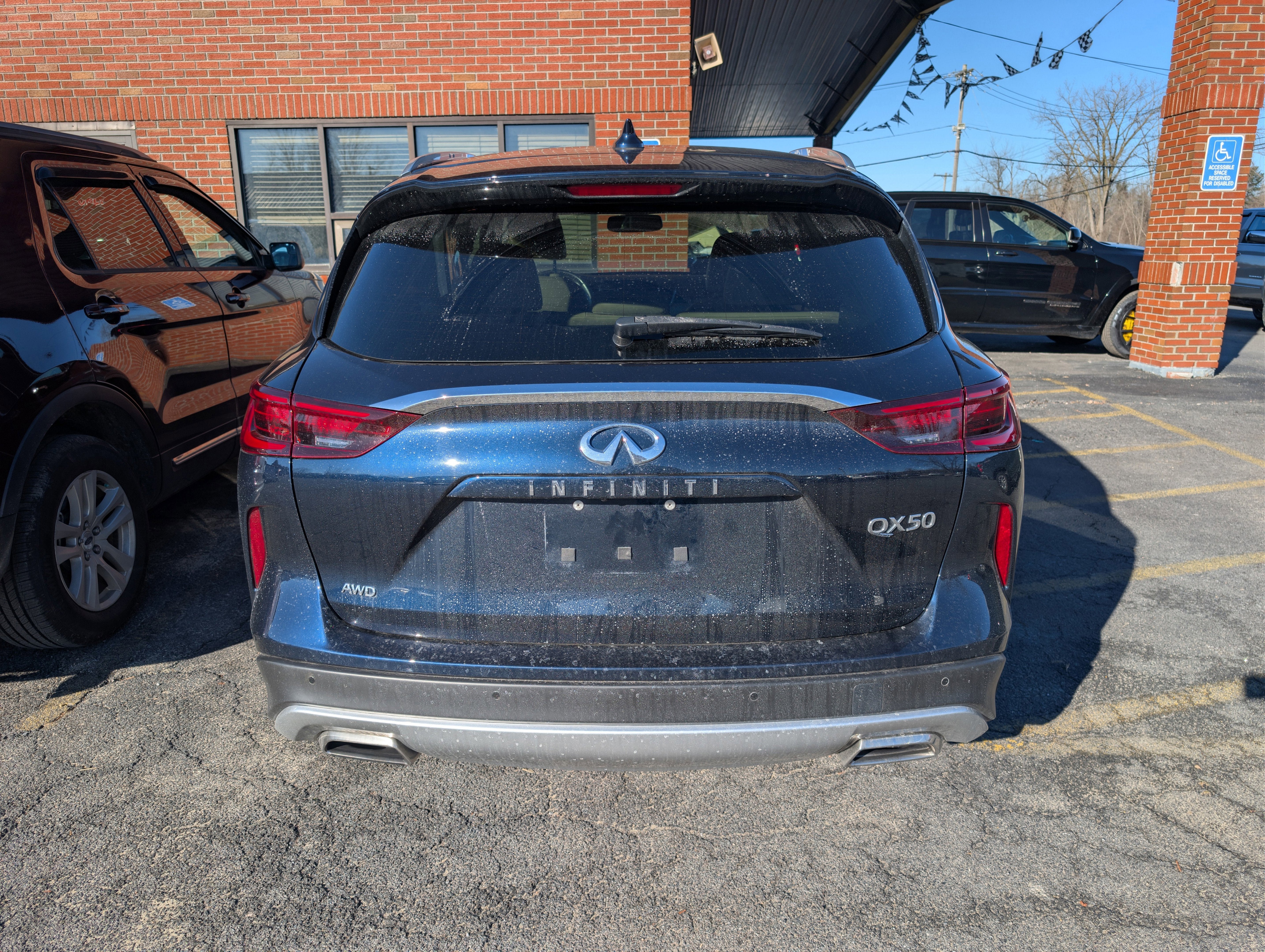 2022 INFINITI QX50 ESSENTIAL