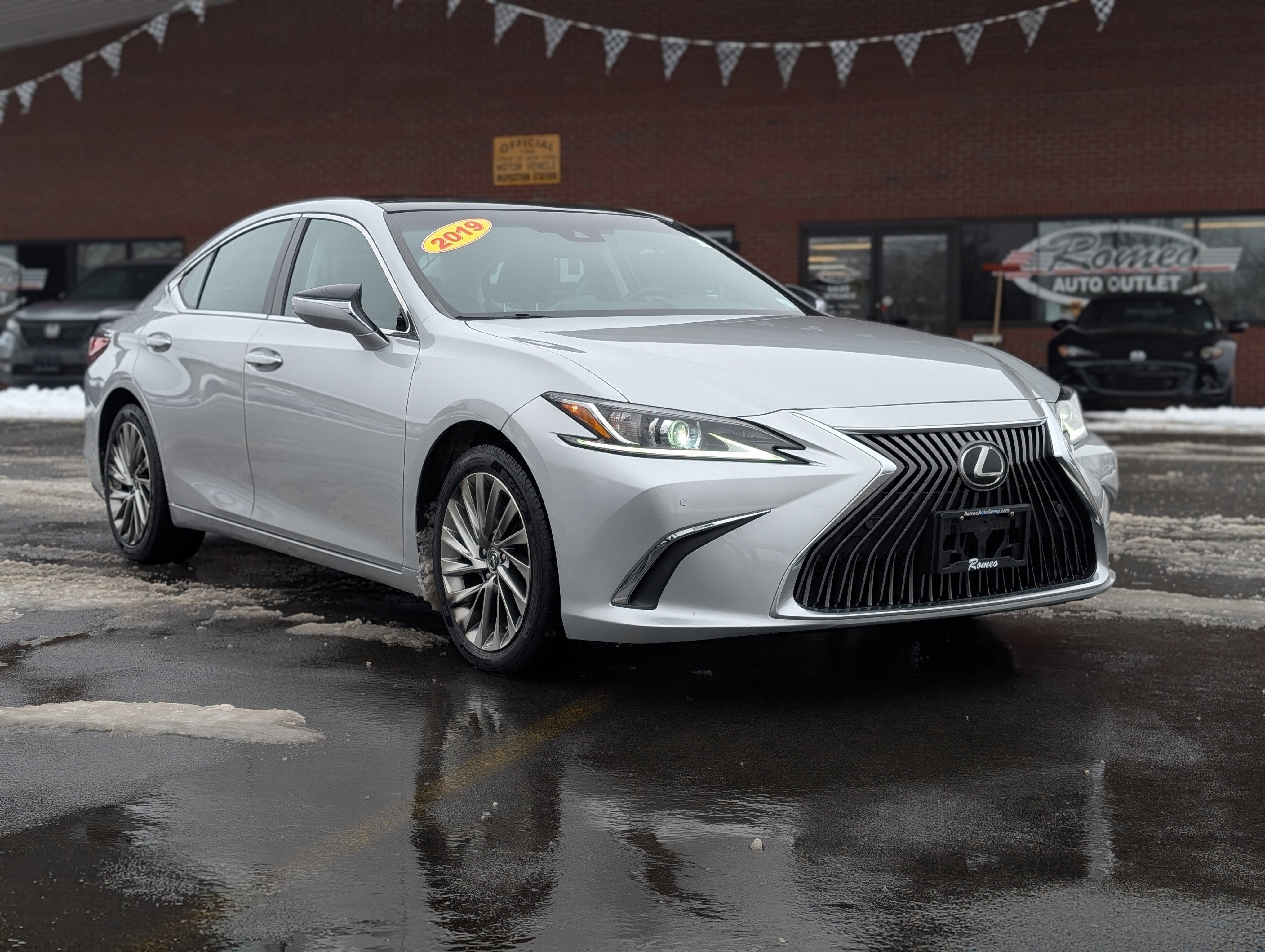 2019 Lexus ES 350 Luxury