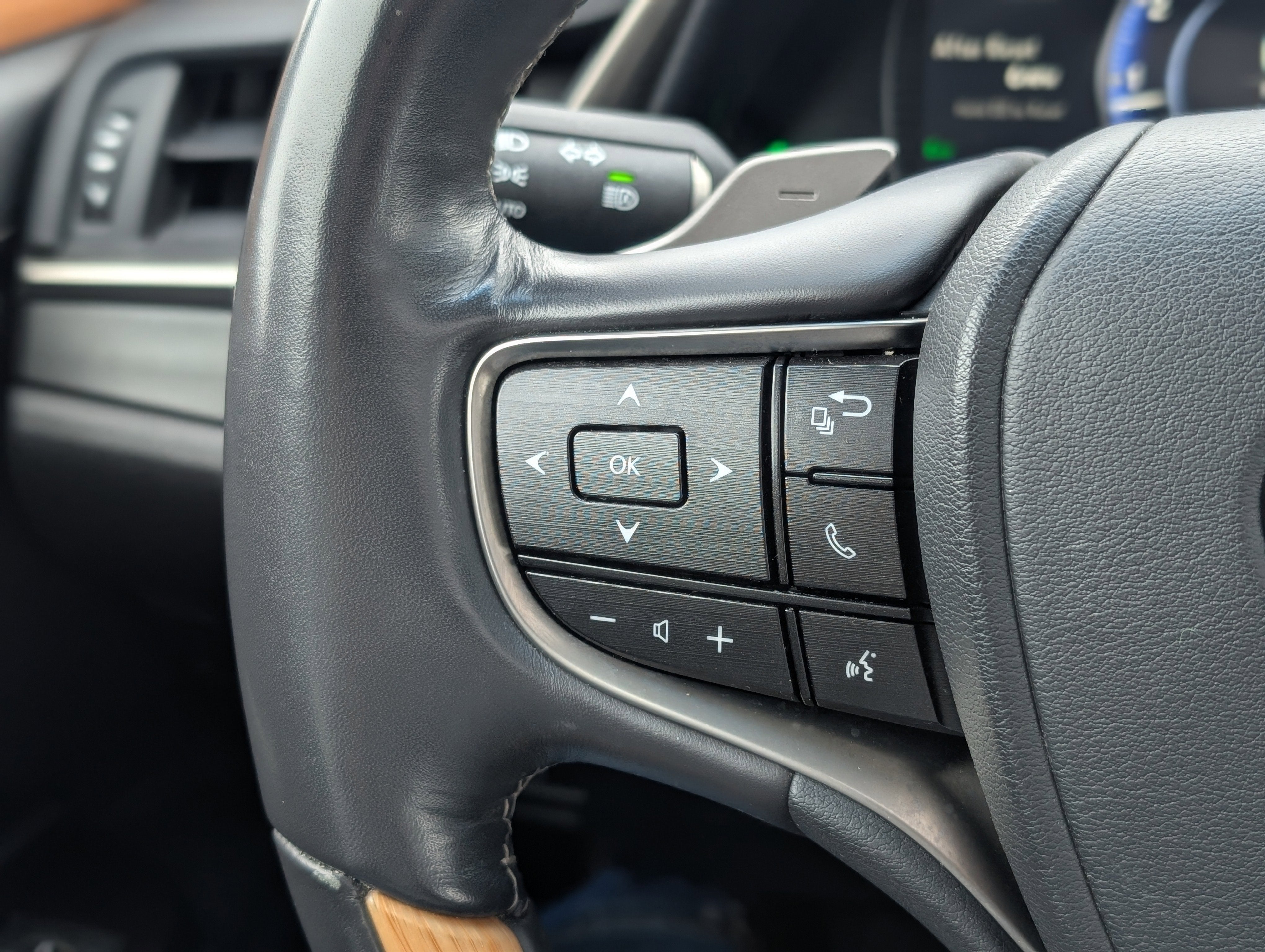 2019 Lexus ES 350 Luxury