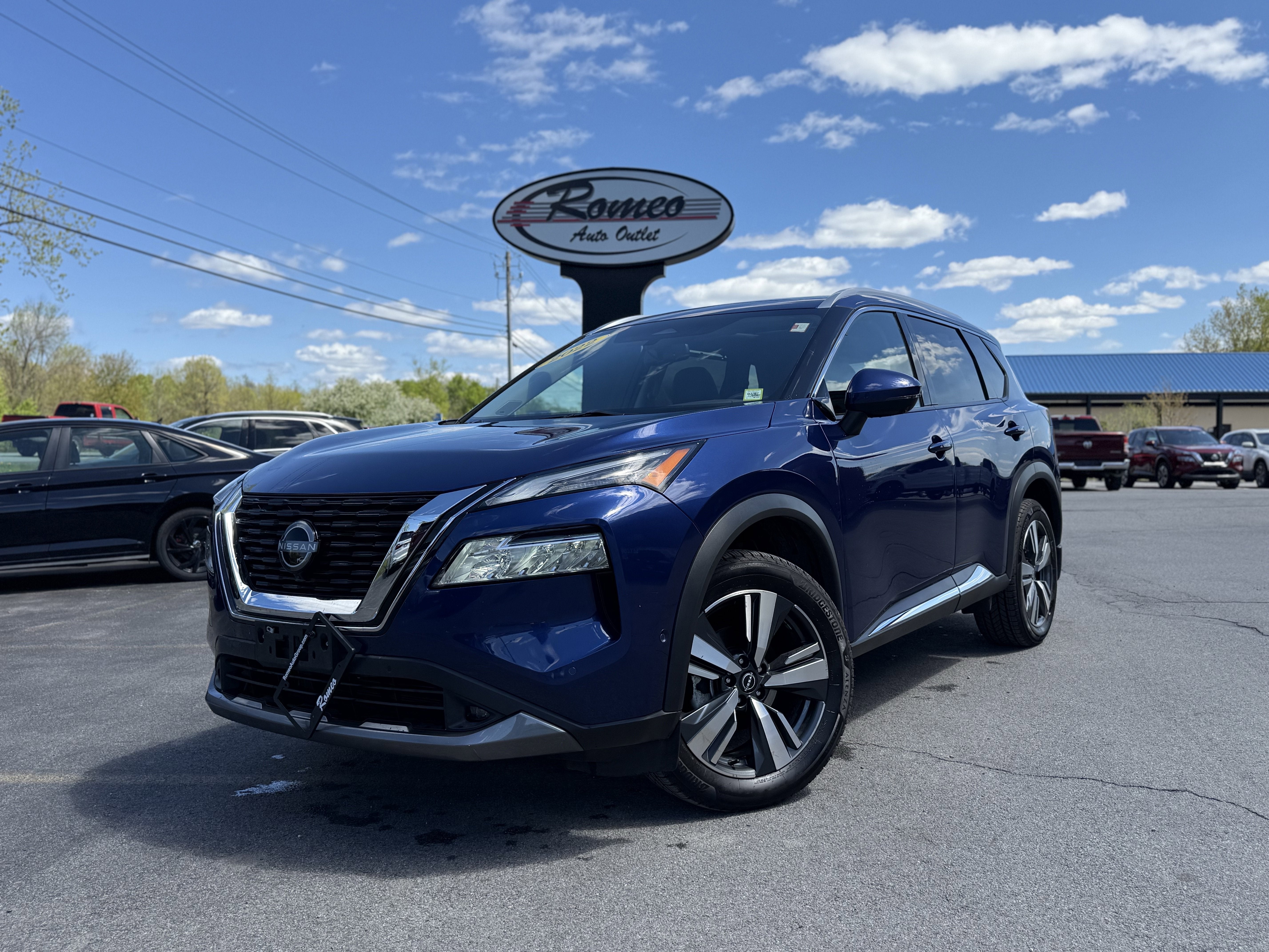 2022 Nissan Rogue SL AWD's photo