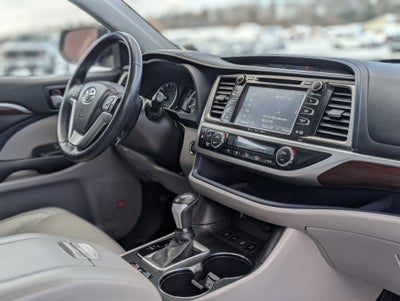 2016 Toyota Highlander Limited