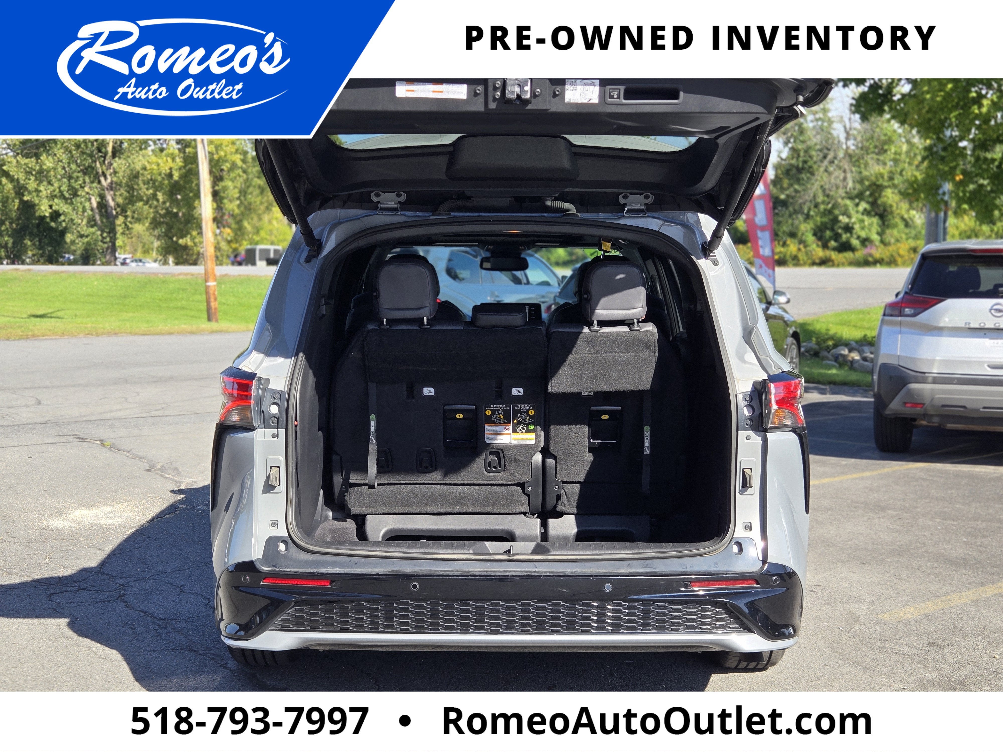 2024 Toyota Sienna XSE 7 Passenger