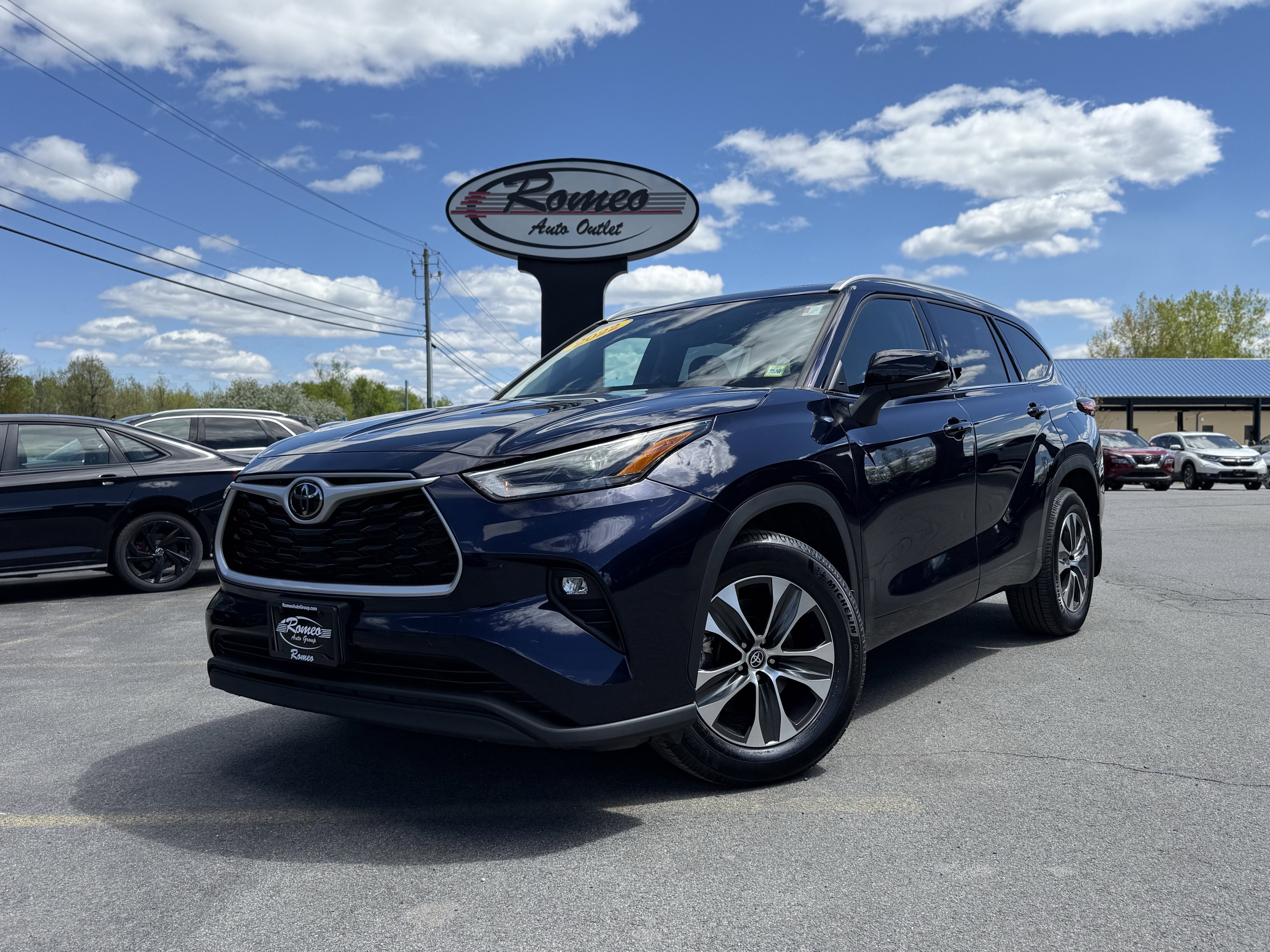2022 Toyota Highlander XLE