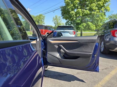 2023 Tesla Model 3 Base