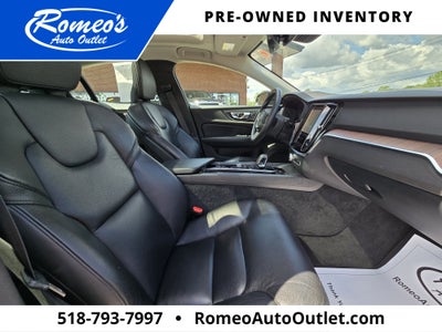 2024 Volvo S60 B5 Plus Dark Theme