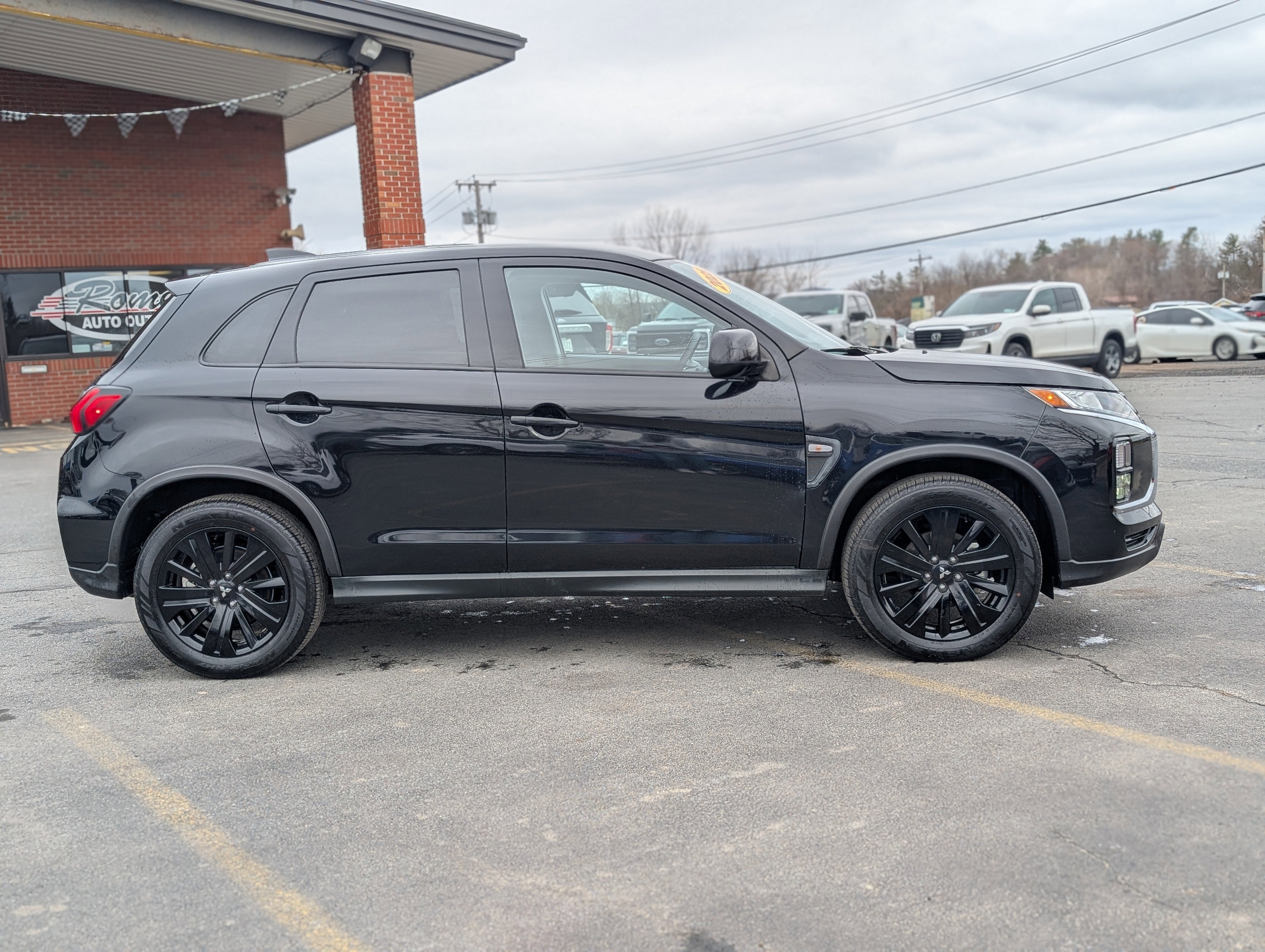 2025 Mitsubishi Outlander Sport 2.0 ES