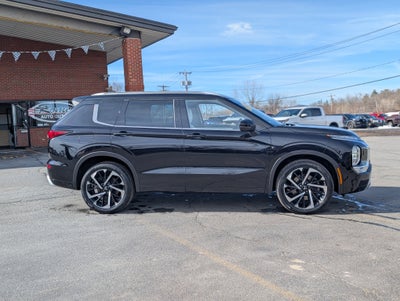 2023 Mitsubishi Outlander SEL