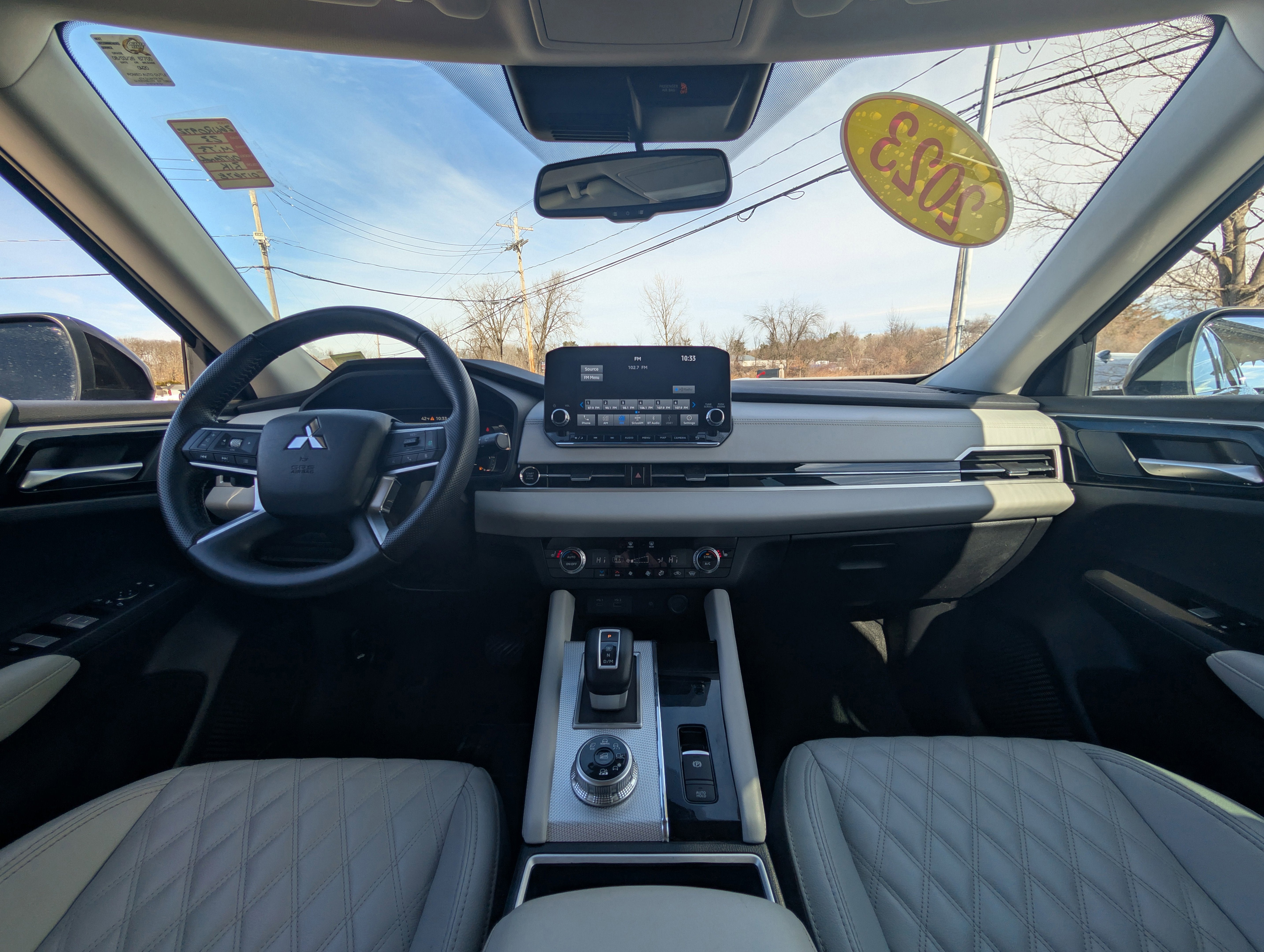 2023 Mitsubishi Outlander SEL