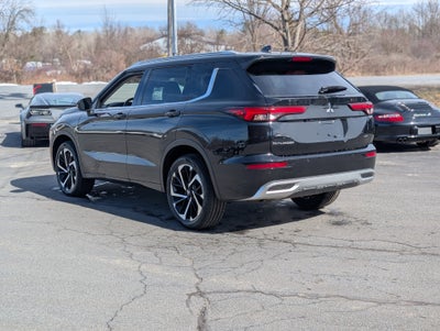 2023 Mitsubishi Outlander SEL