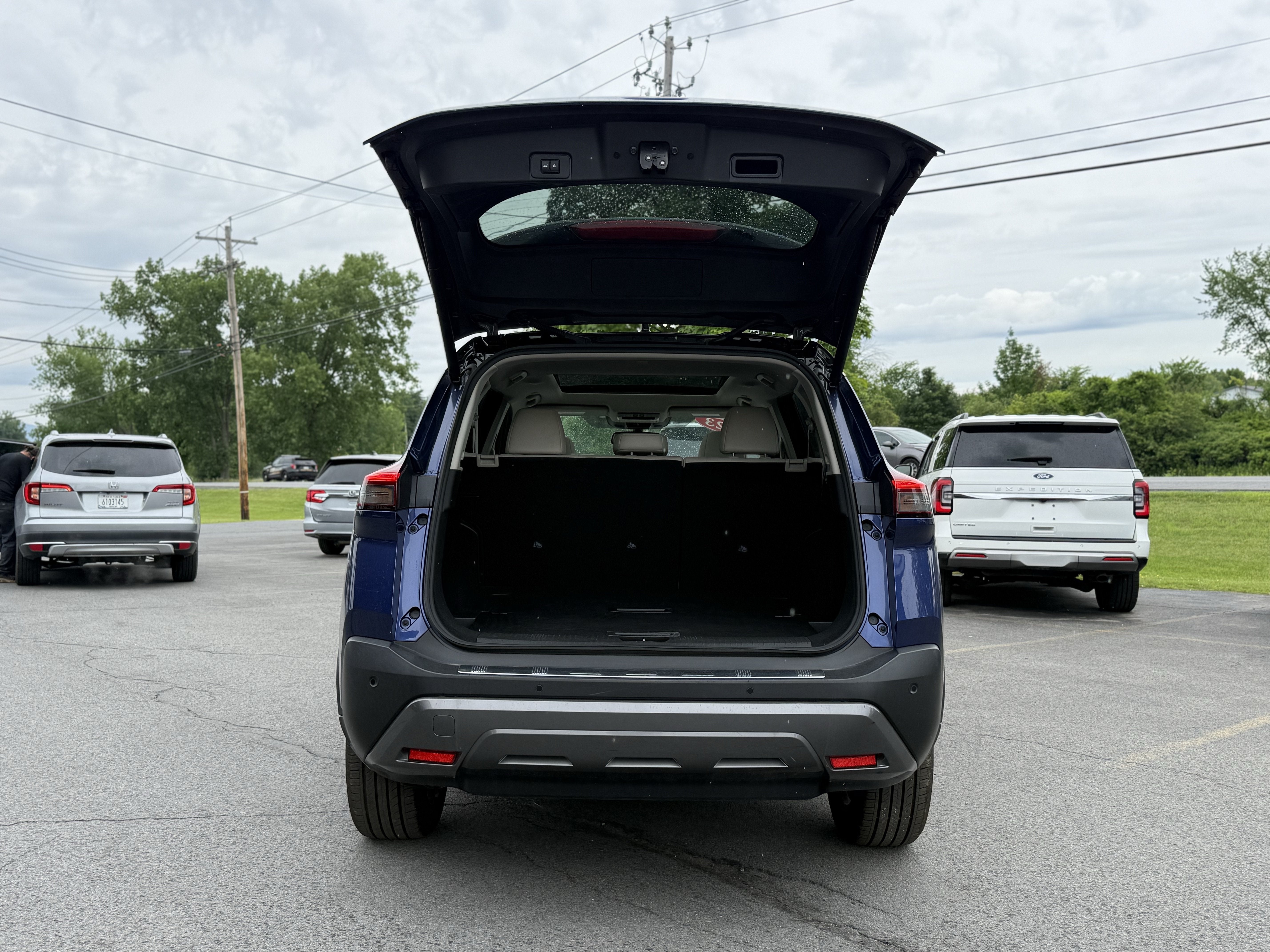 2023 Nissan Rogue SL