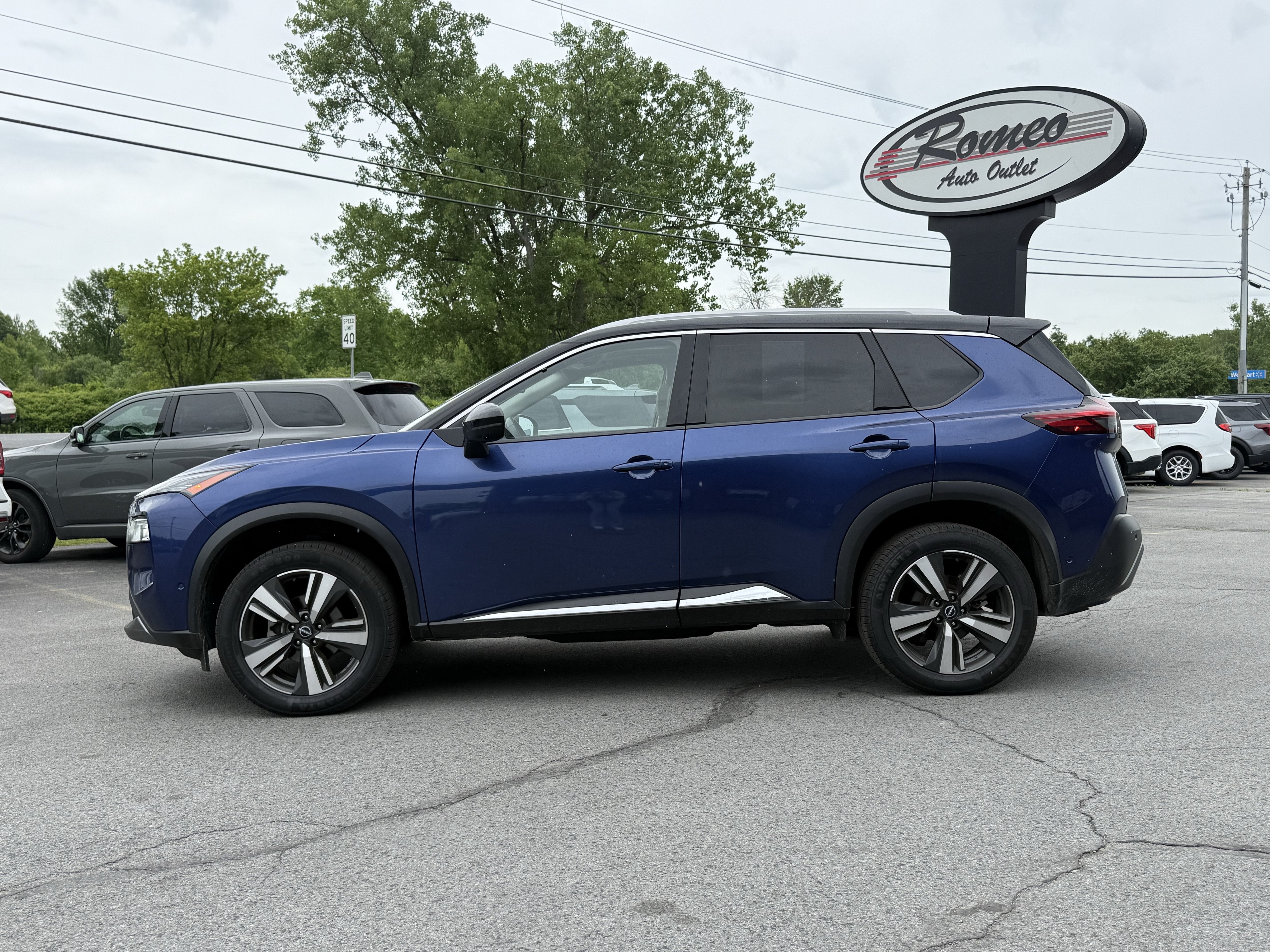 2023 Nissan Rogue SL