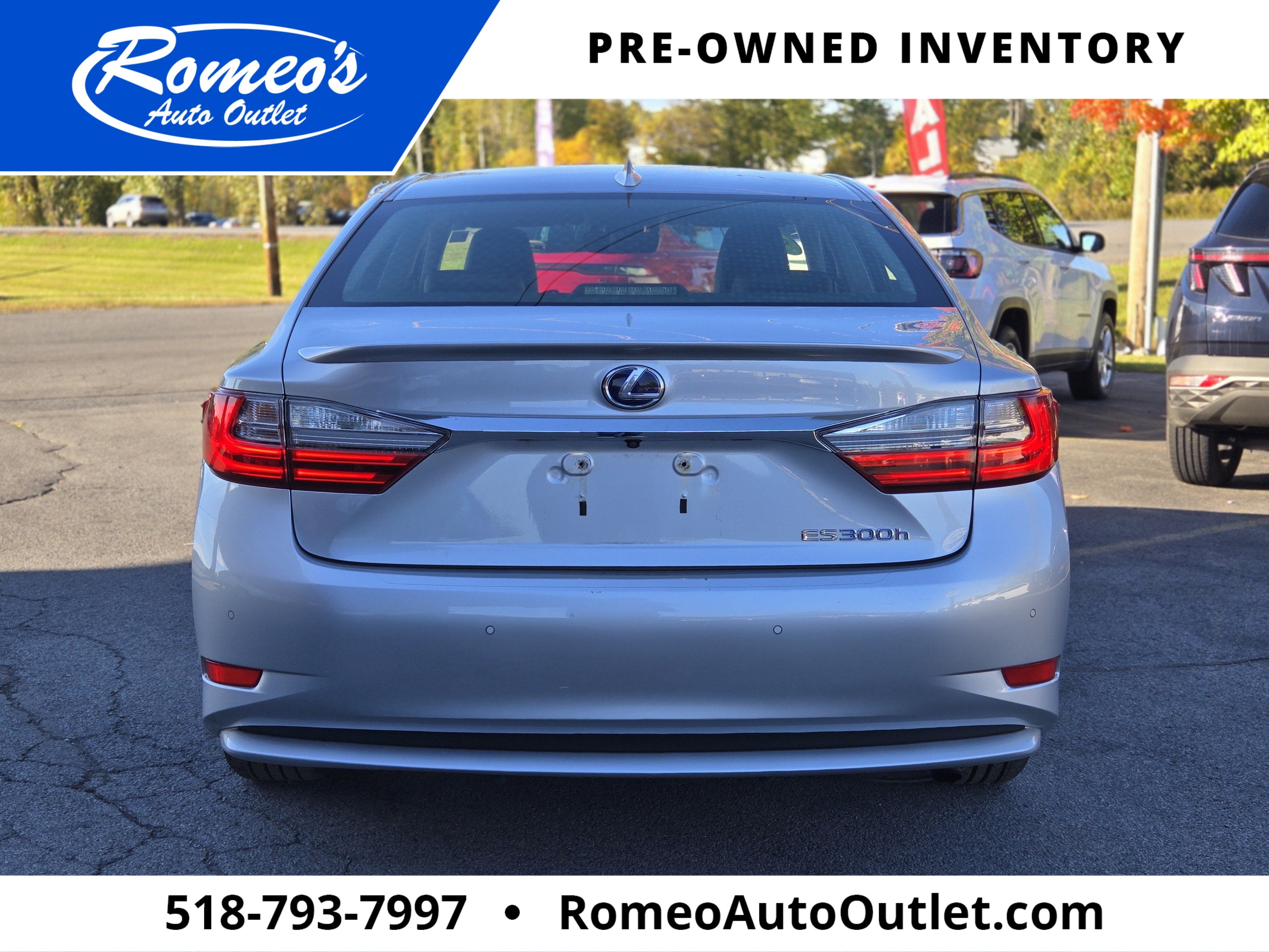 2016 Lexus ES 300h