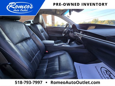 2016 Lexus ES 300h