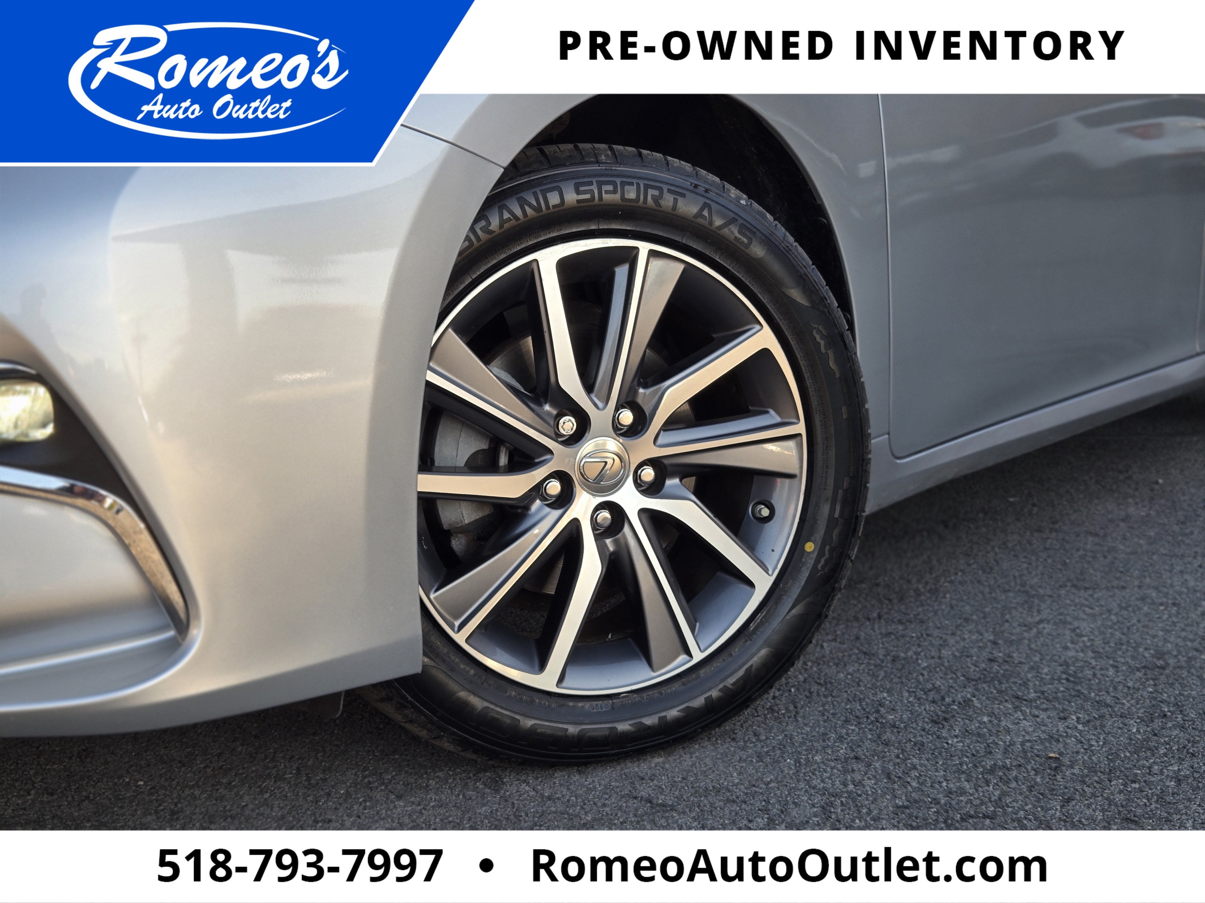 2016 Lexus ES 300h